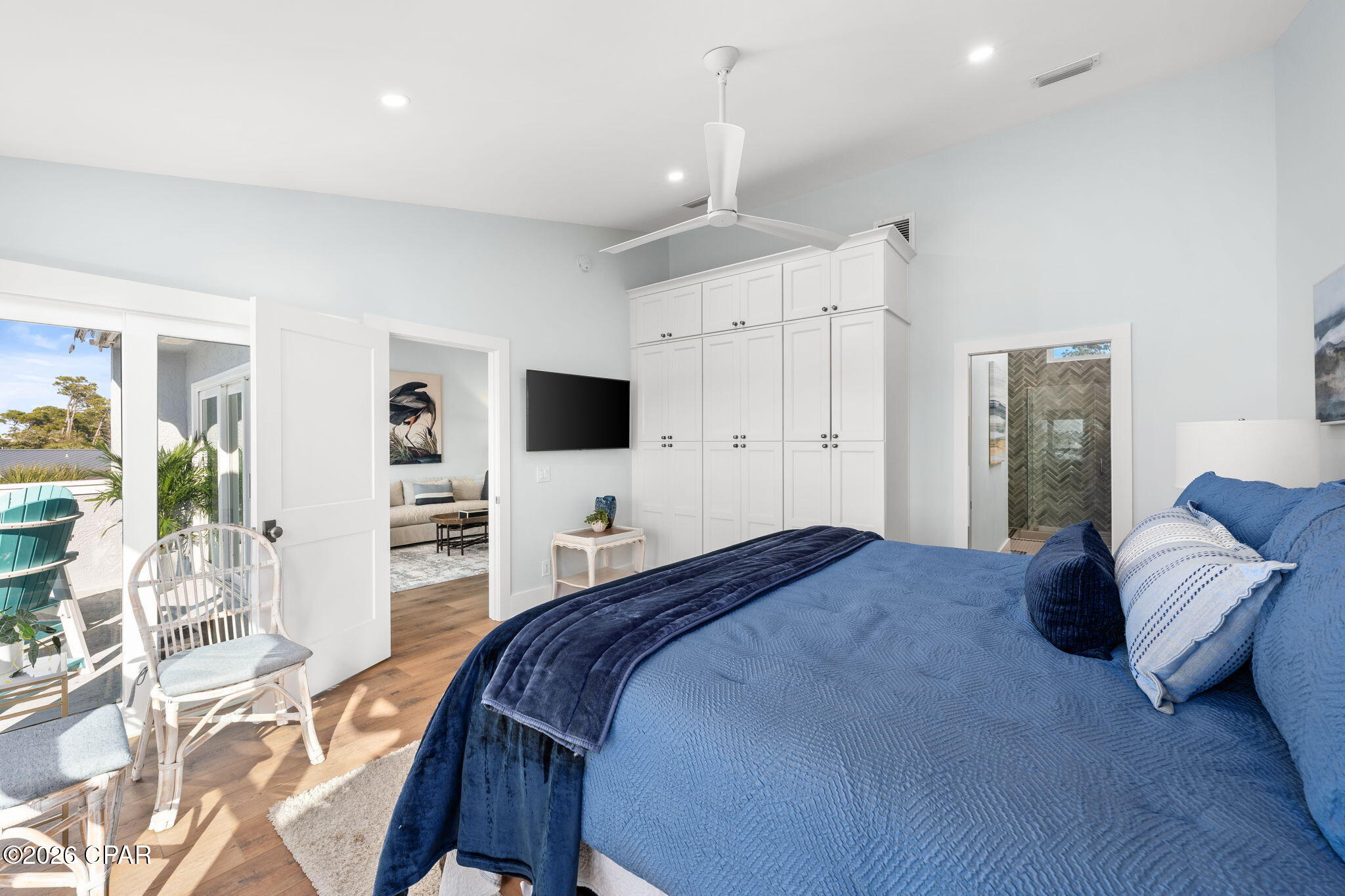 Listing photo id 15 for 4620 Bay Point Road 1027