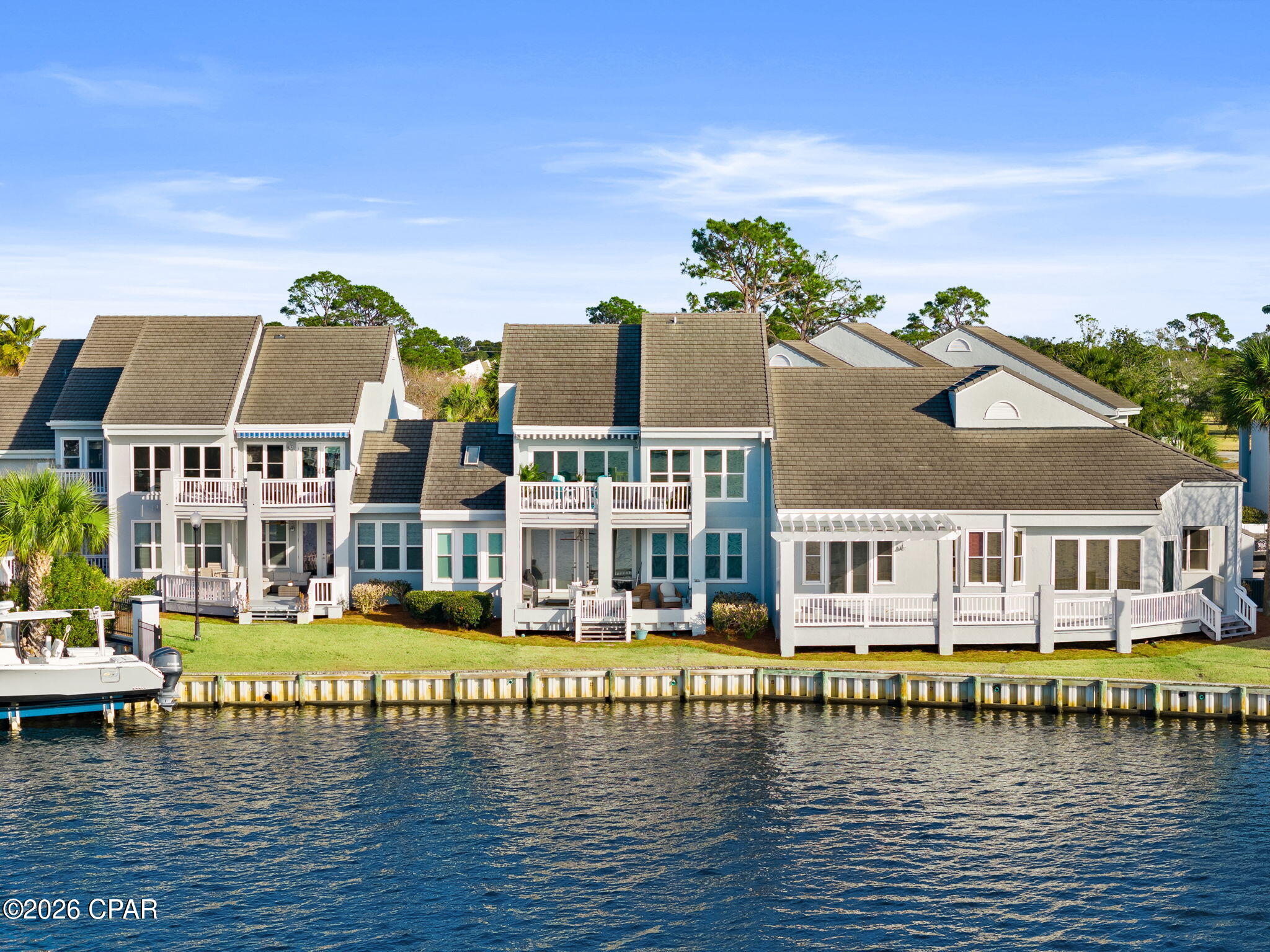Listing photo id 3 for 4620 Bay Point Road 1027
