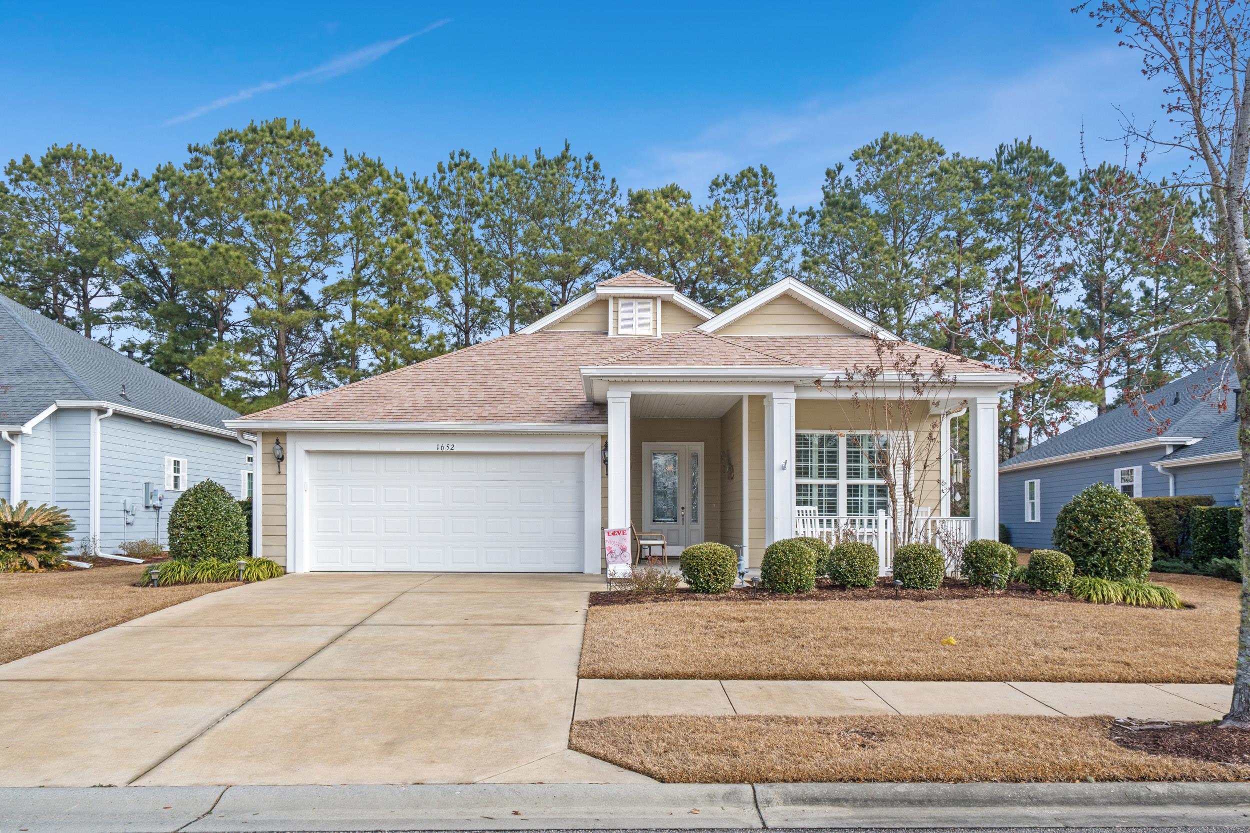 1652 Murrell Pl. Murrells Inlet, SC 29576
