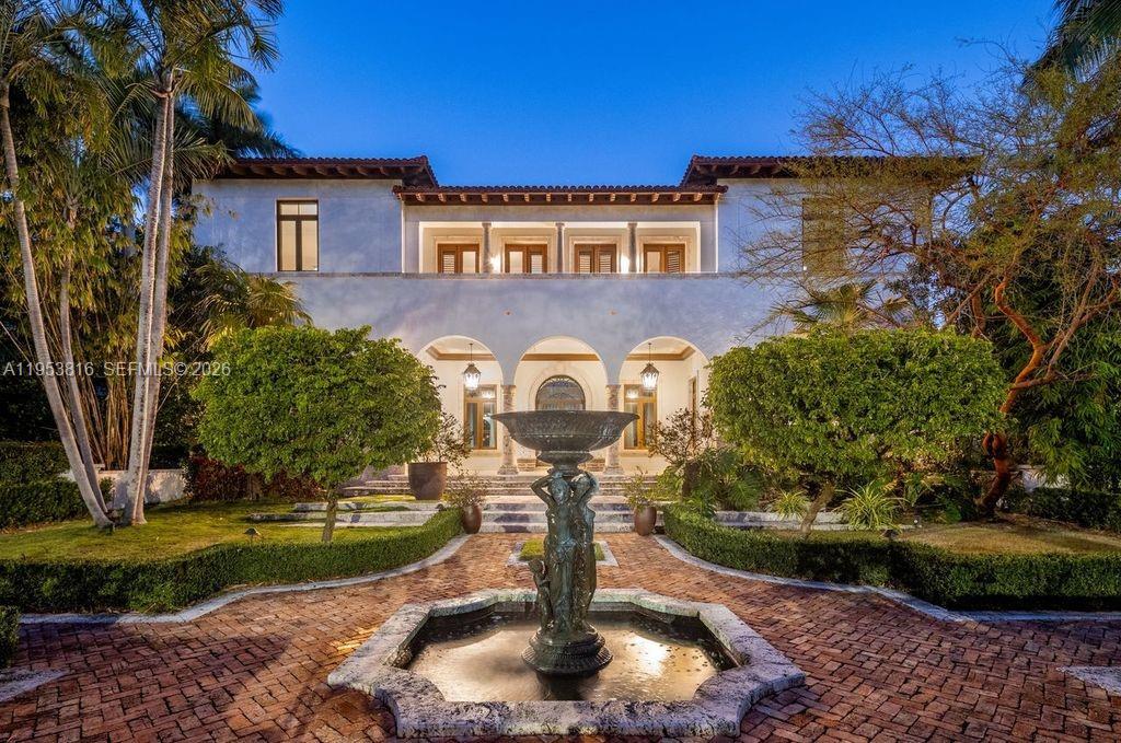 221 Casuarina Concourse, Coral Gables, Florida 33143