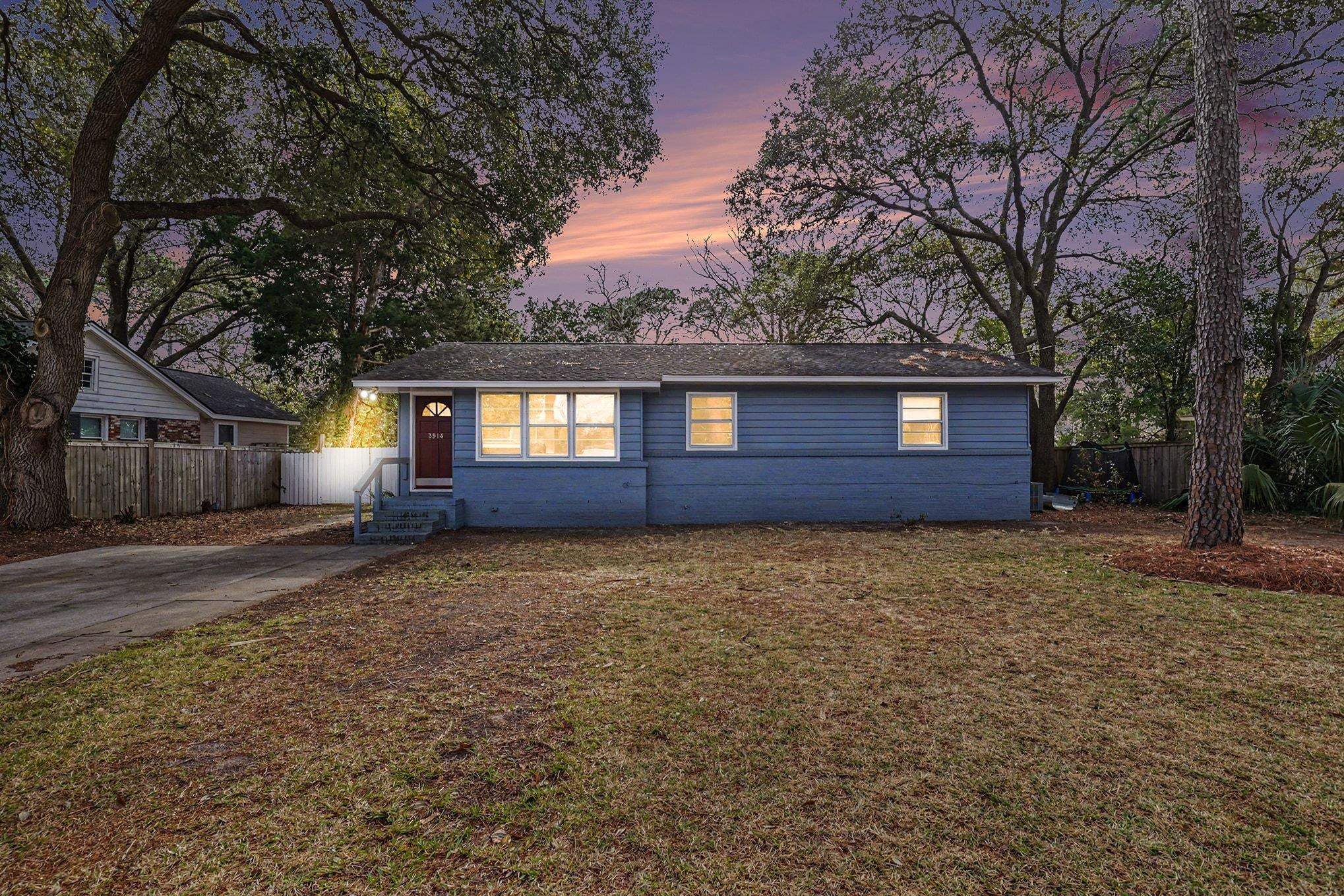 3914 Camellia Dr. Myrtle Beach, SC 29577