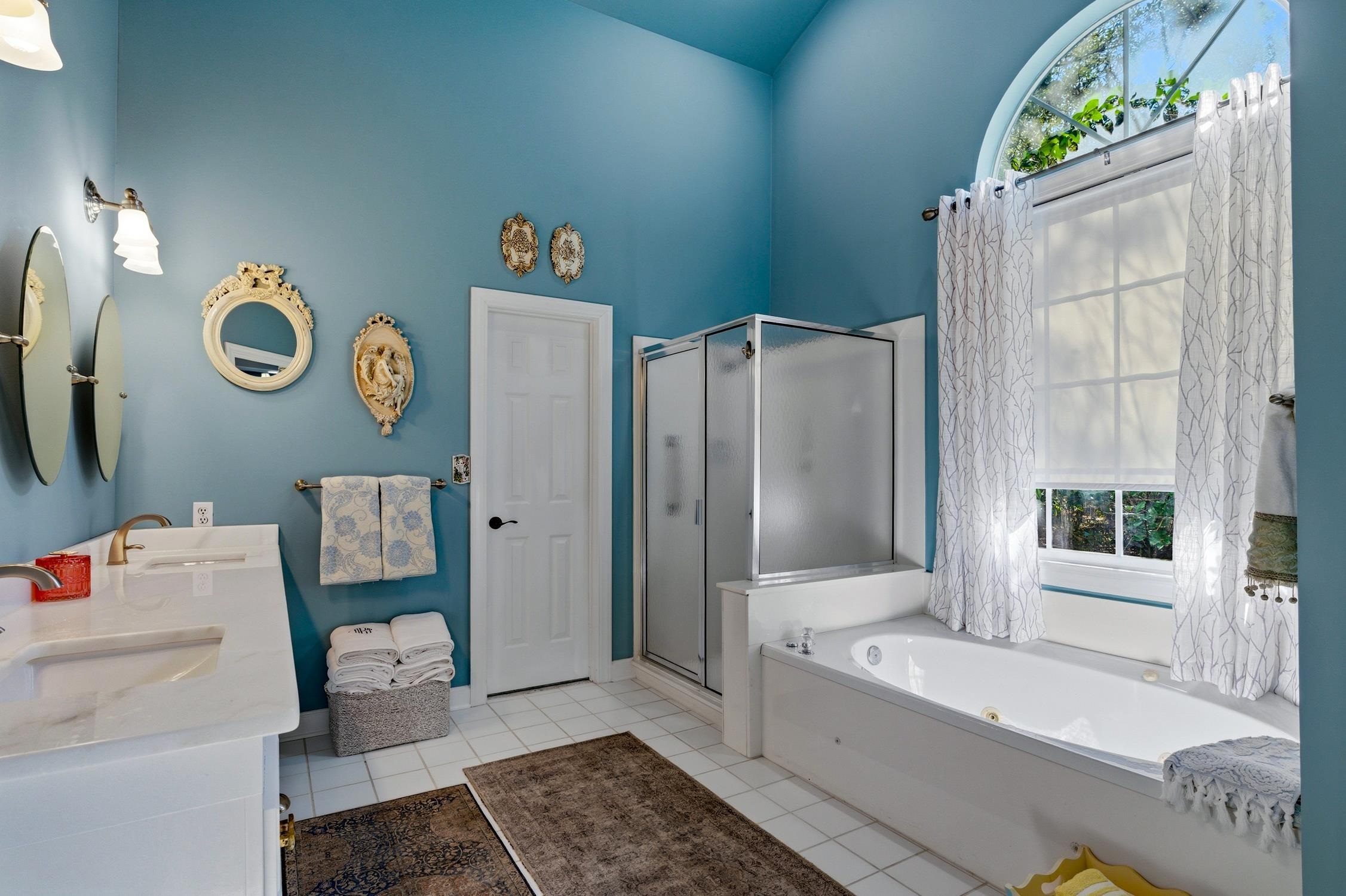 27 Red Tail Hawk Loop 