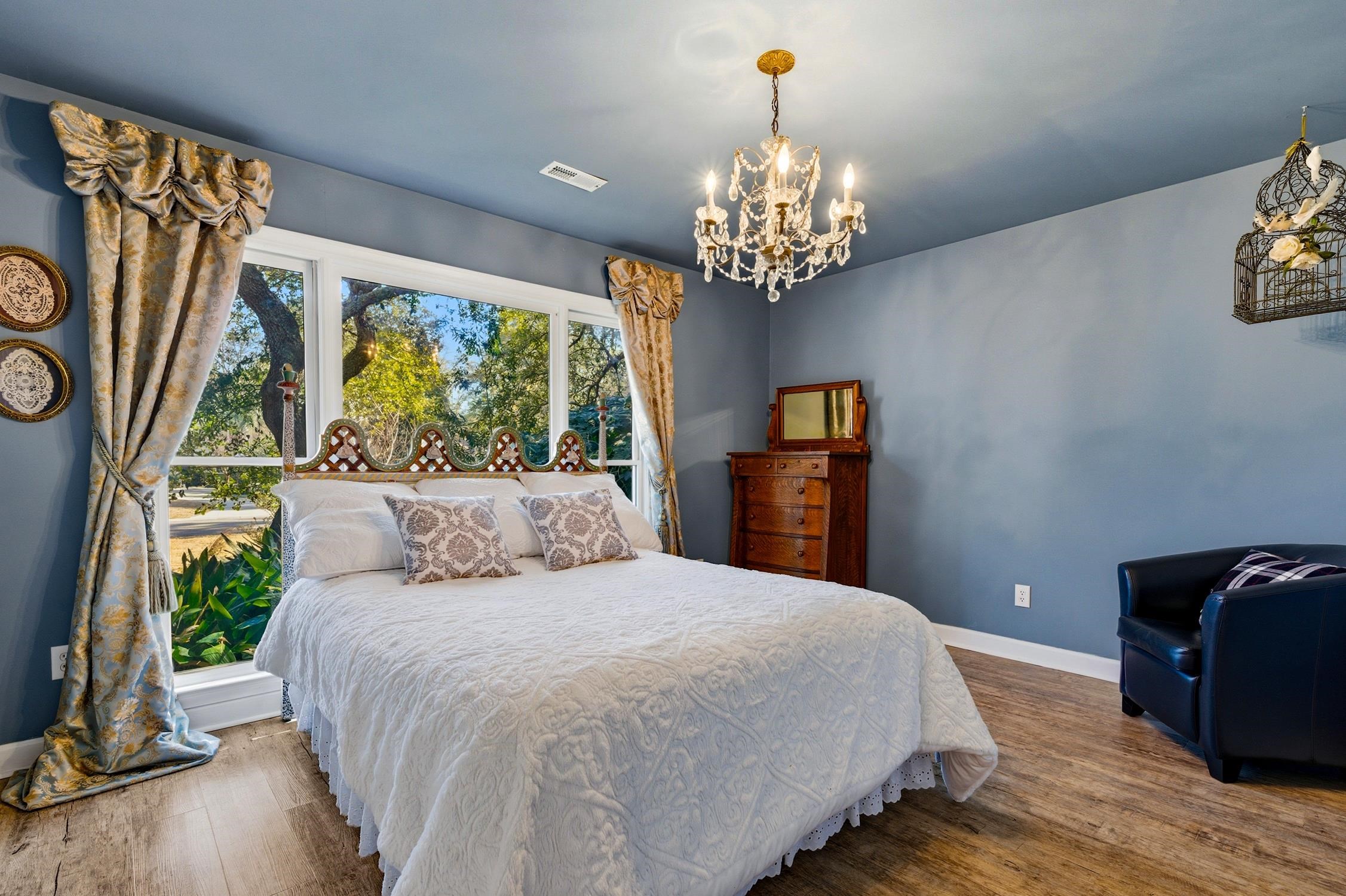 27 Red Tail Hawk Loop 