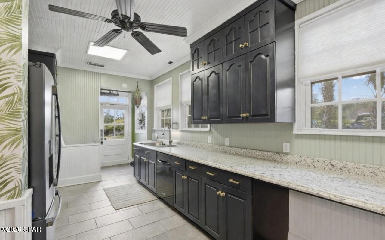 Image 24 For 4245 Lafayette Street