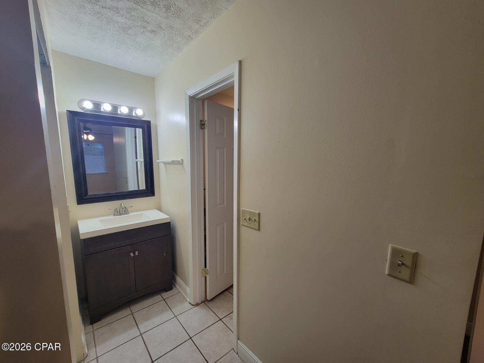 Image 10 For 866 Premier Drive