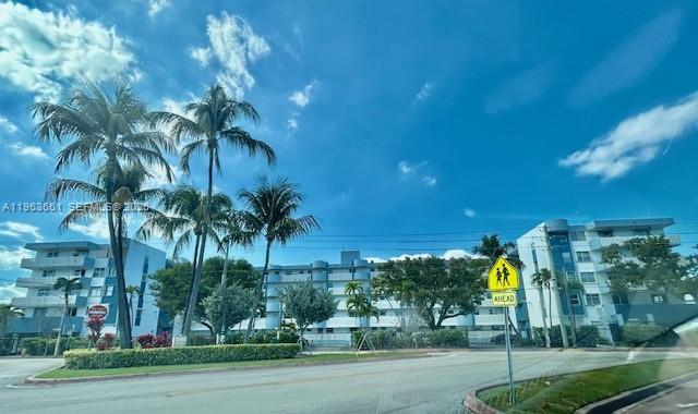 Waterway Plaza Condo