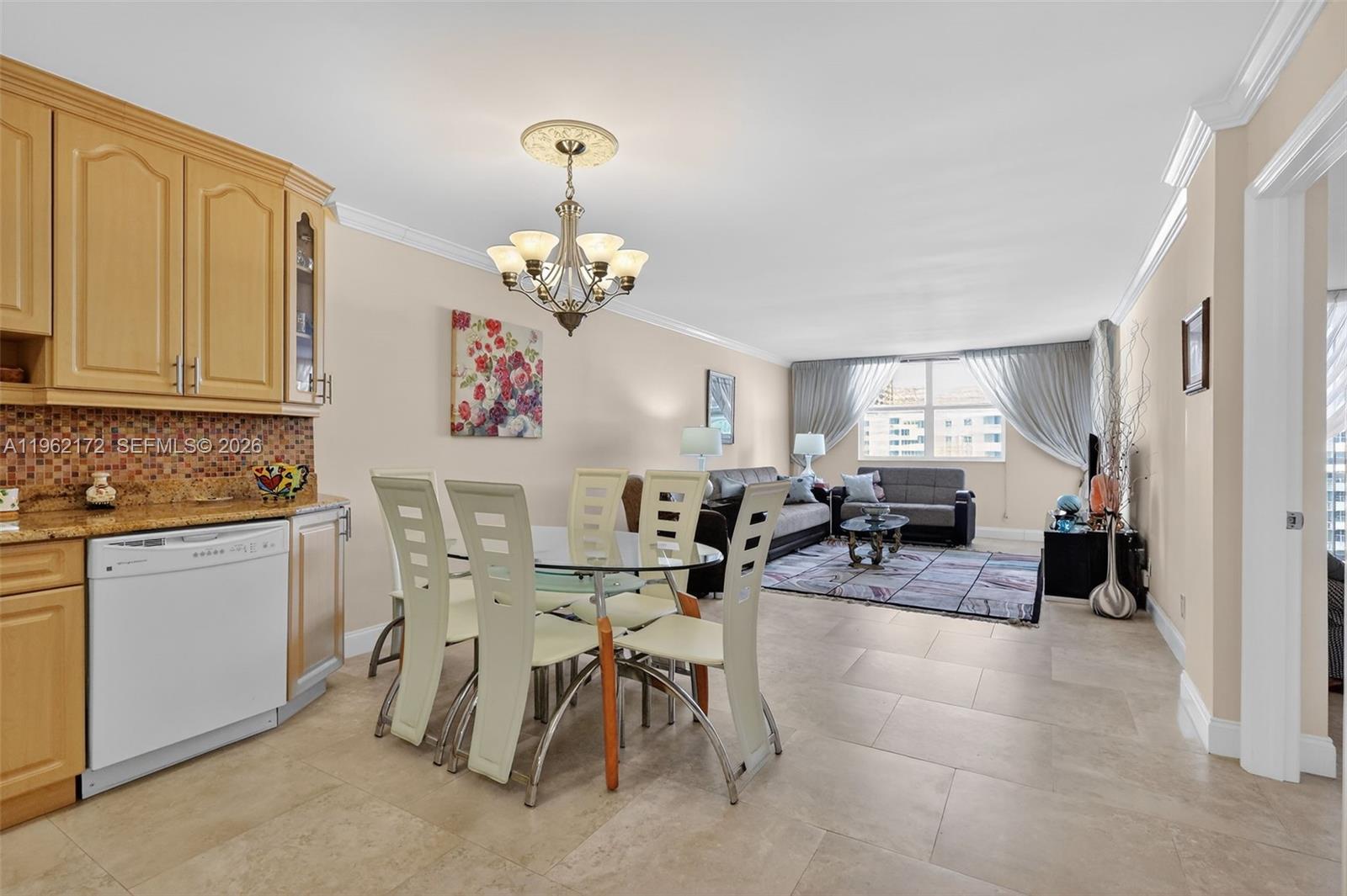 Plaza Towers South Condo