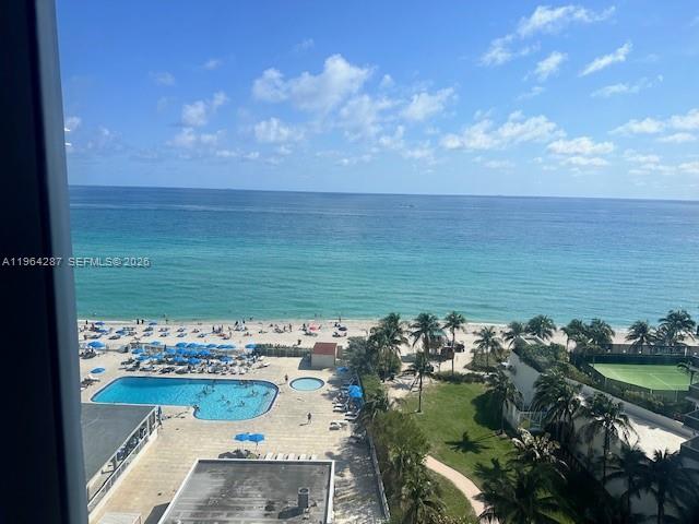 19201 Collins Ave 1044