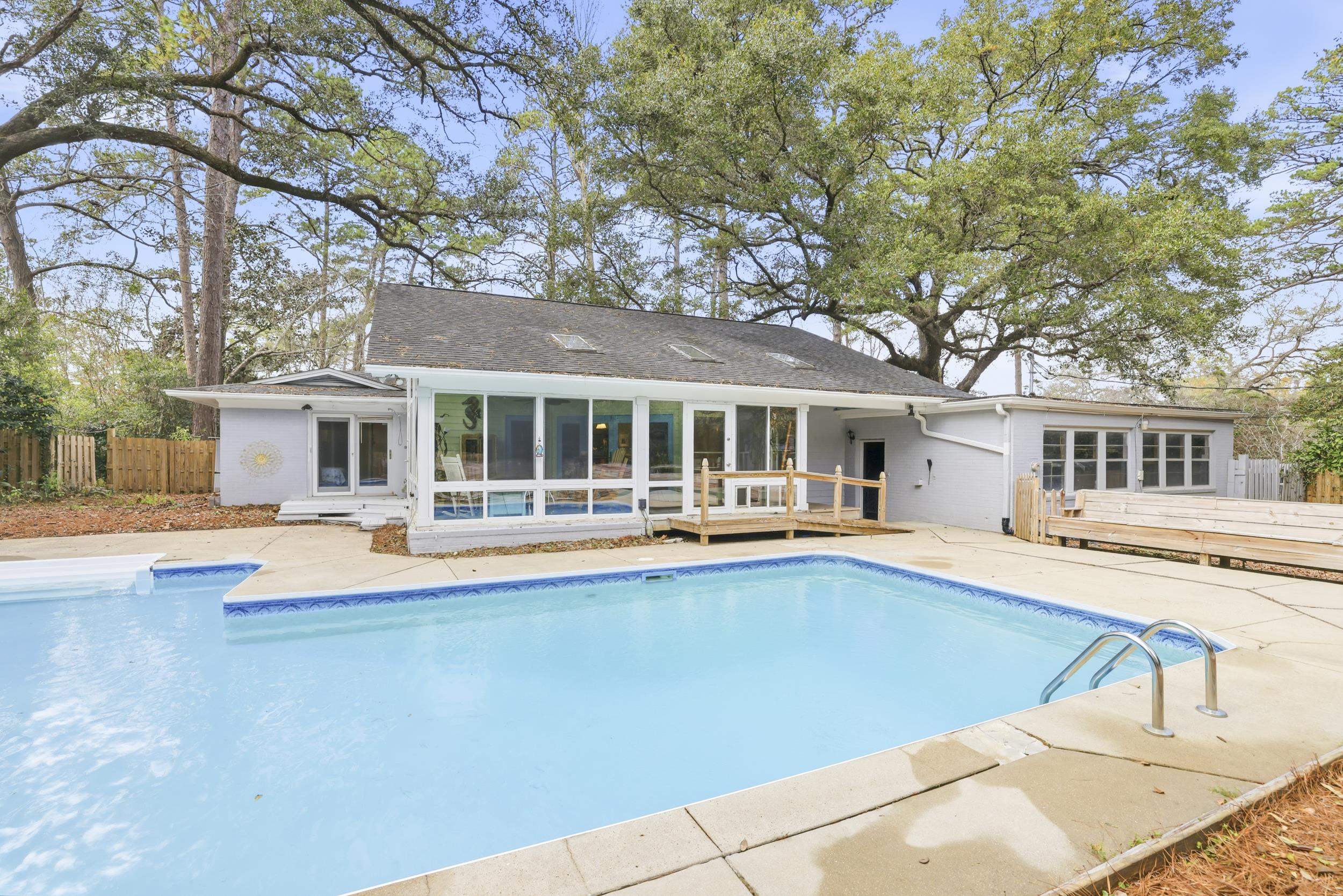 2005  Lee Avenue , Tallahassee, FL, 