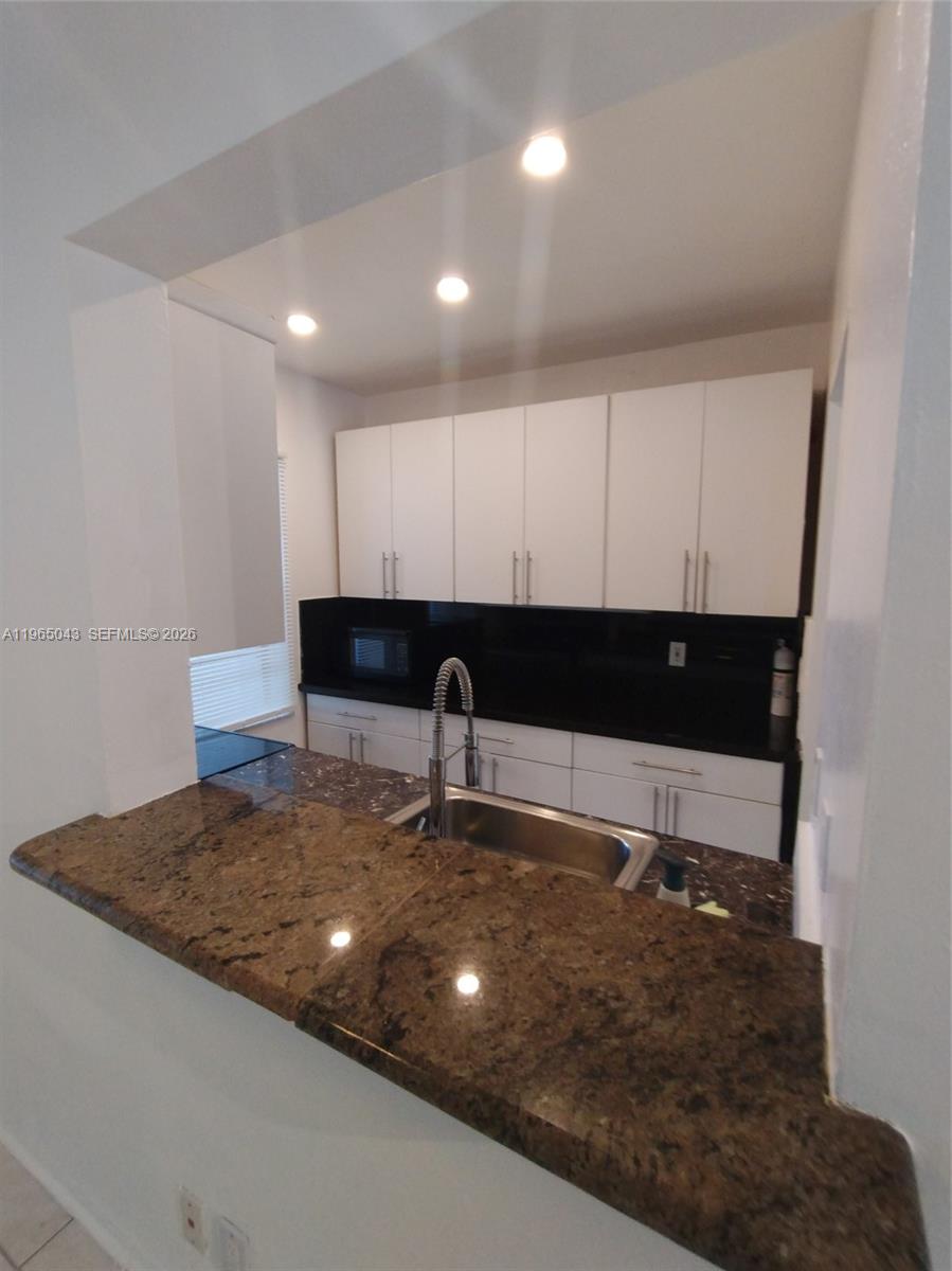 Cypress Gardens Condo