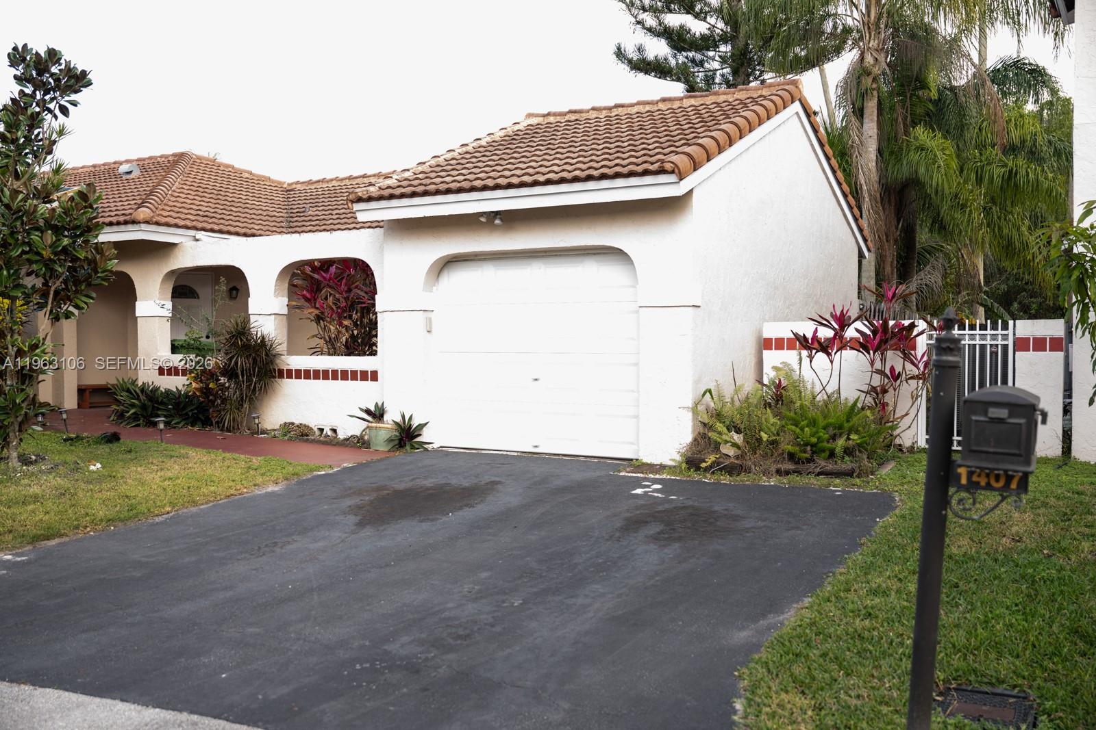 Country Isles Garden Home