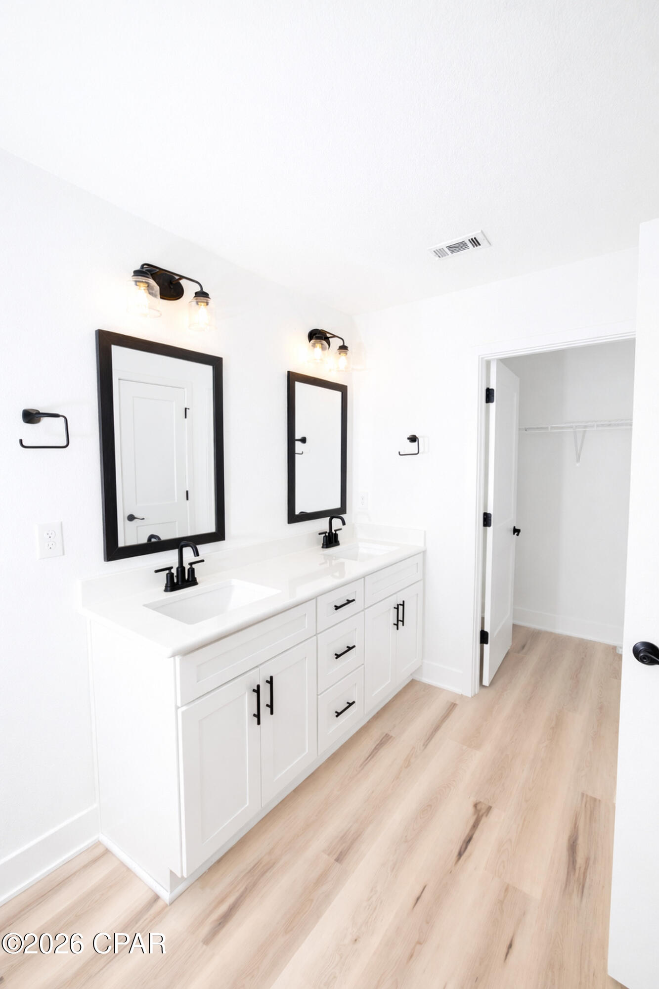 Image 7 For 7064 Traditions Drive