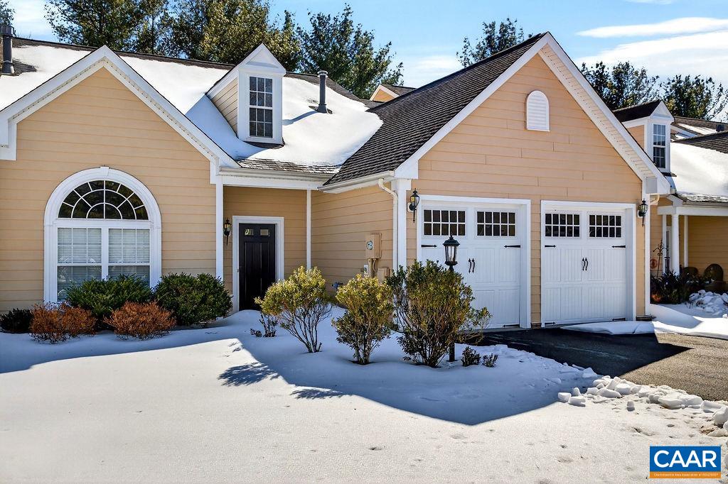 120 APPLE BLOSSOM CT, Nellysford, VA 22958