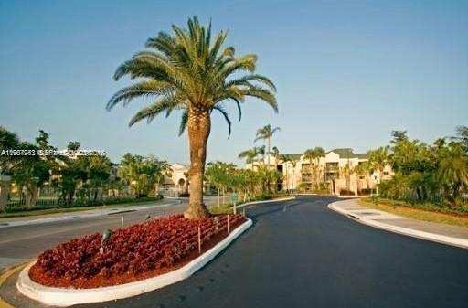 Sun Vista Gardens Condo