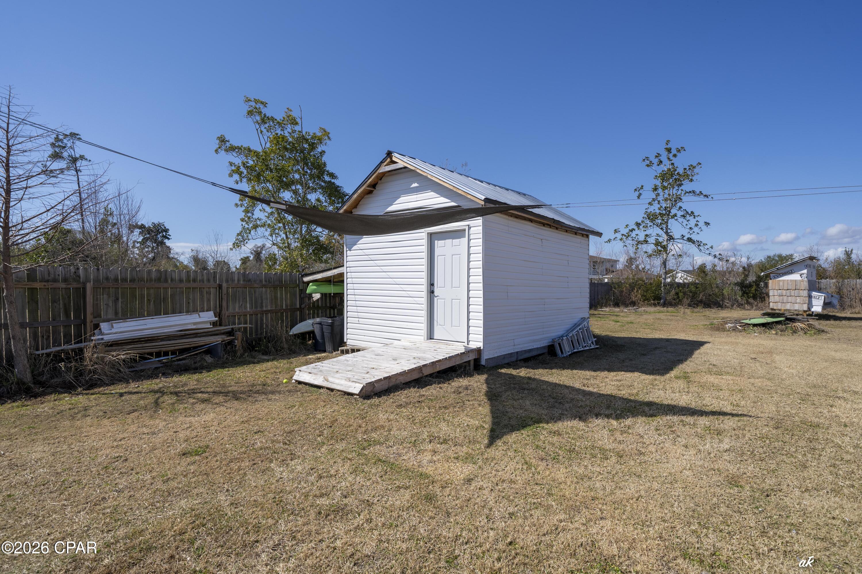 Image 38 For 707 Plantation Circle