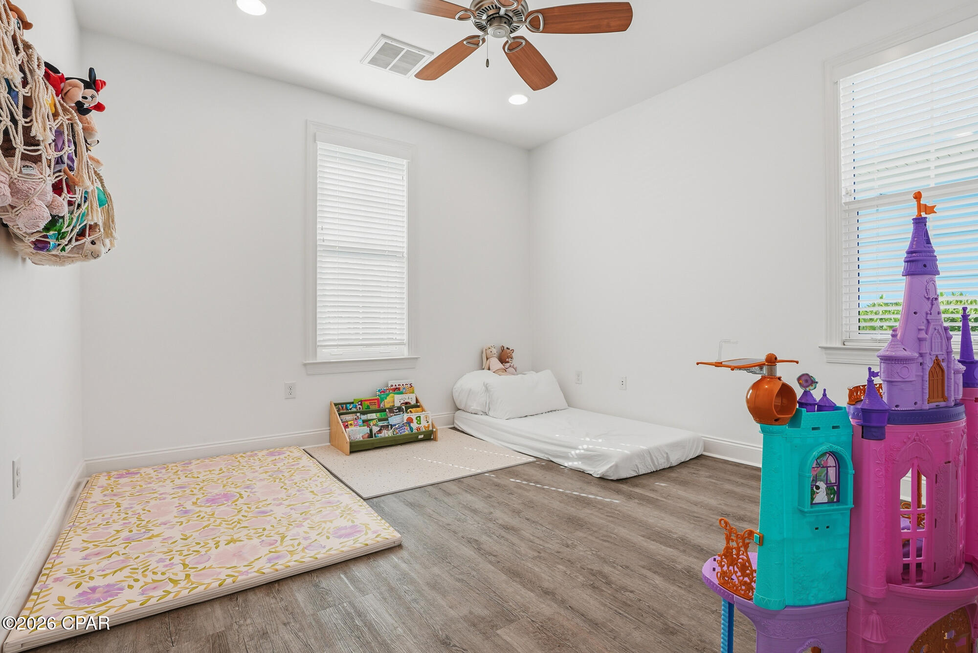 Image 16 For 199 Windrow Way