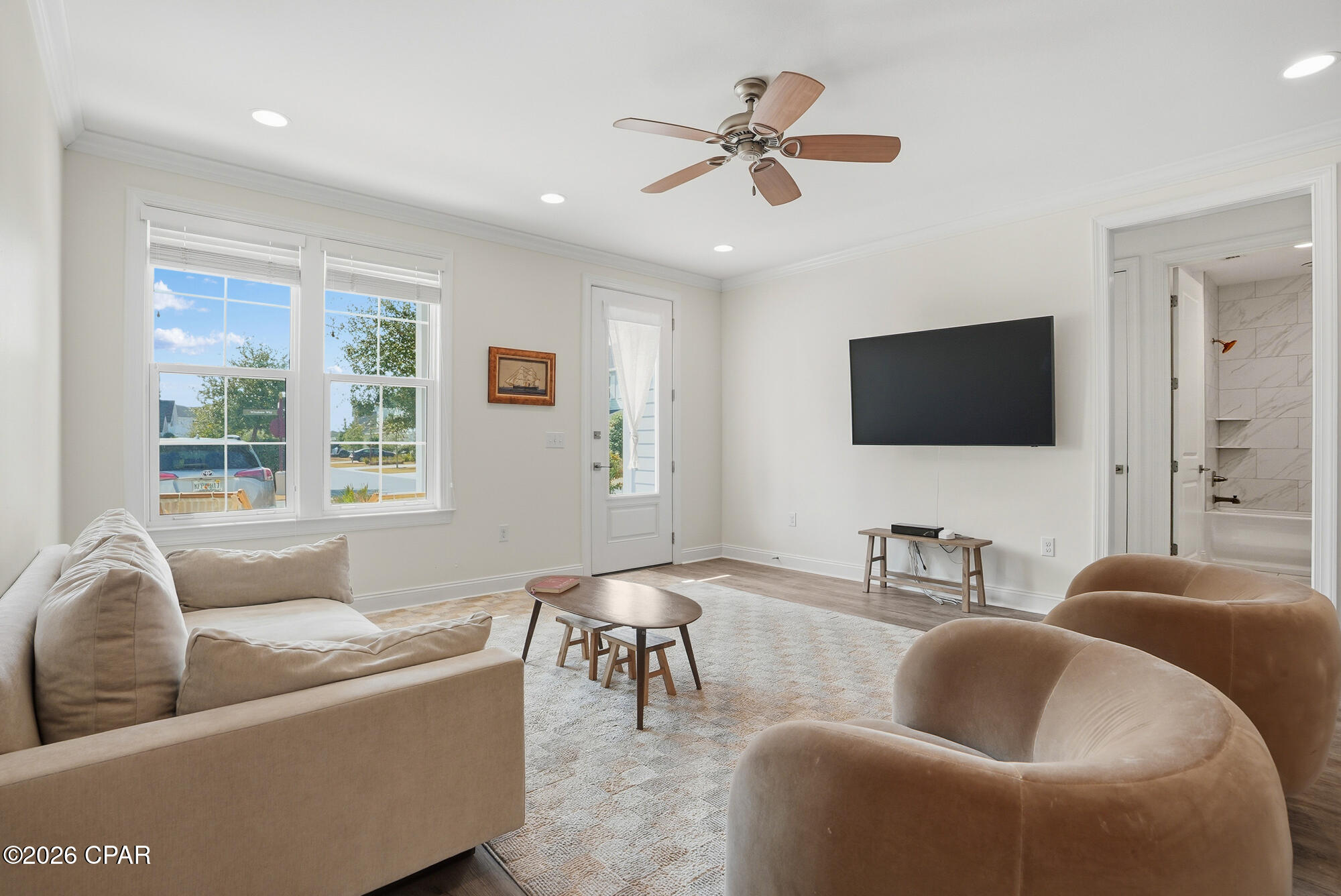 Image 4 For 199 Windrow Way