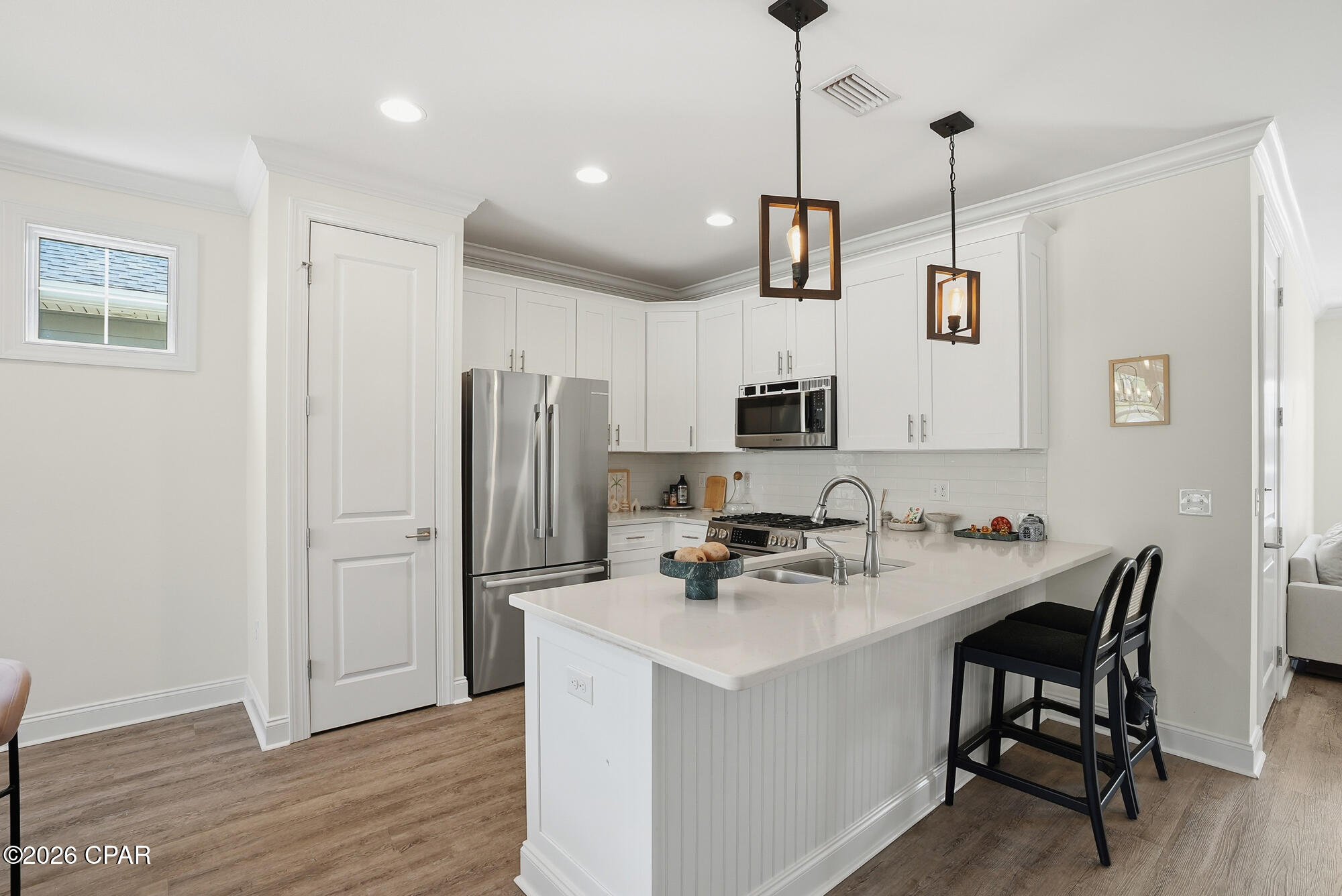 Image 6 For 199 Windrow Way