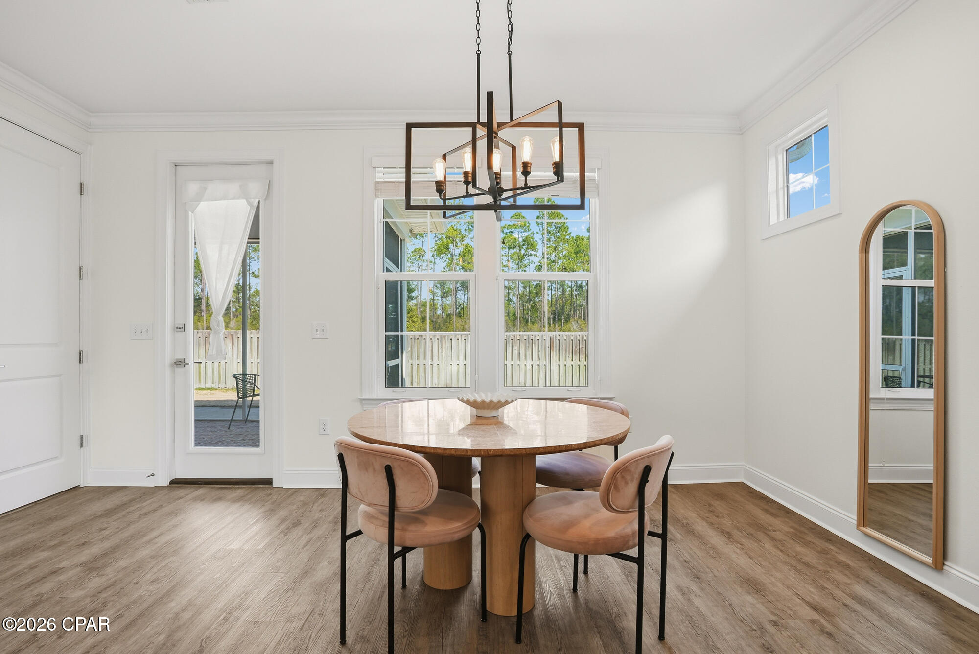 Image 9 For 199 Windrow Way