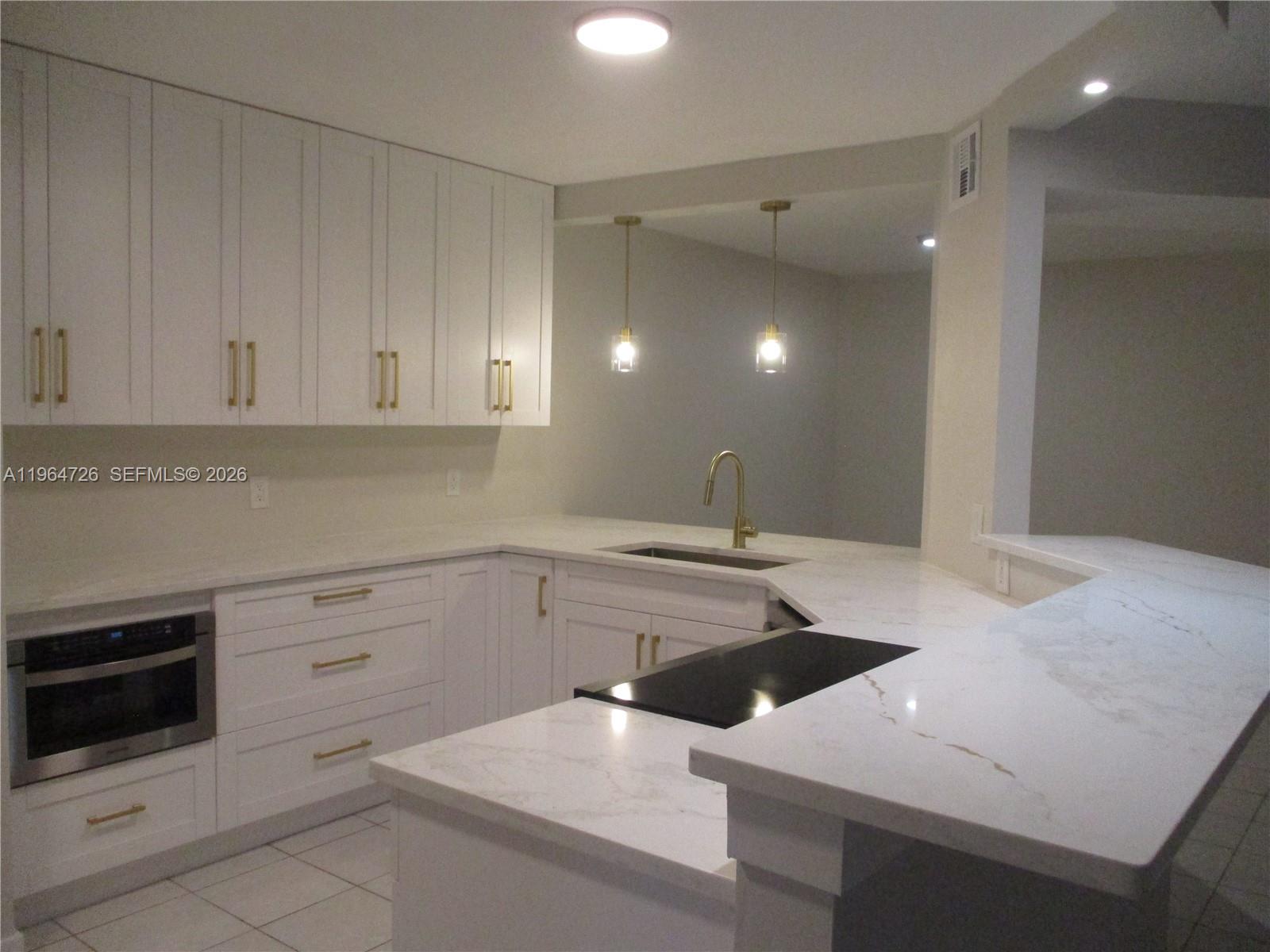 Twin Lakes South & Town V