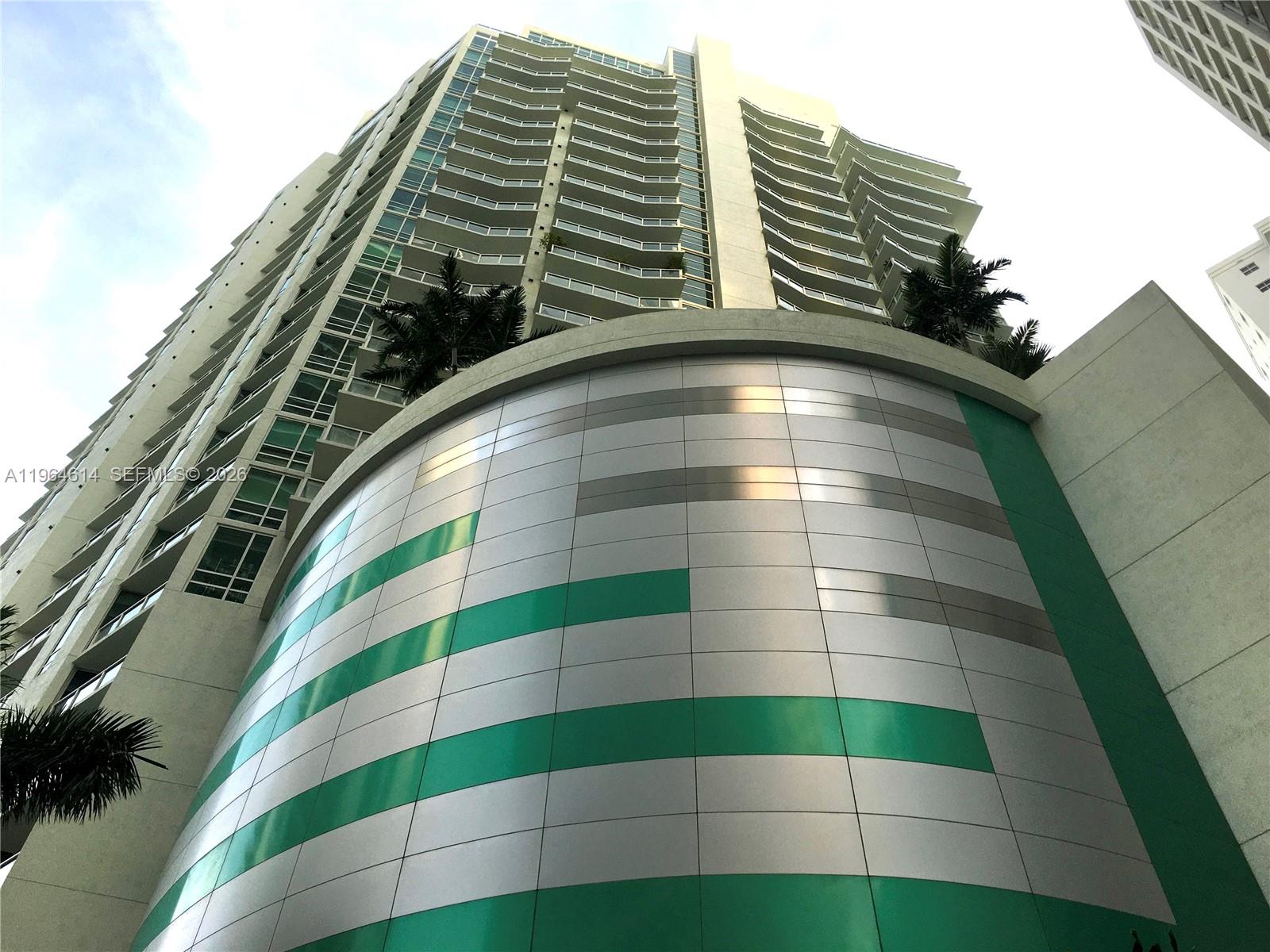 The Emerald At Brickell C