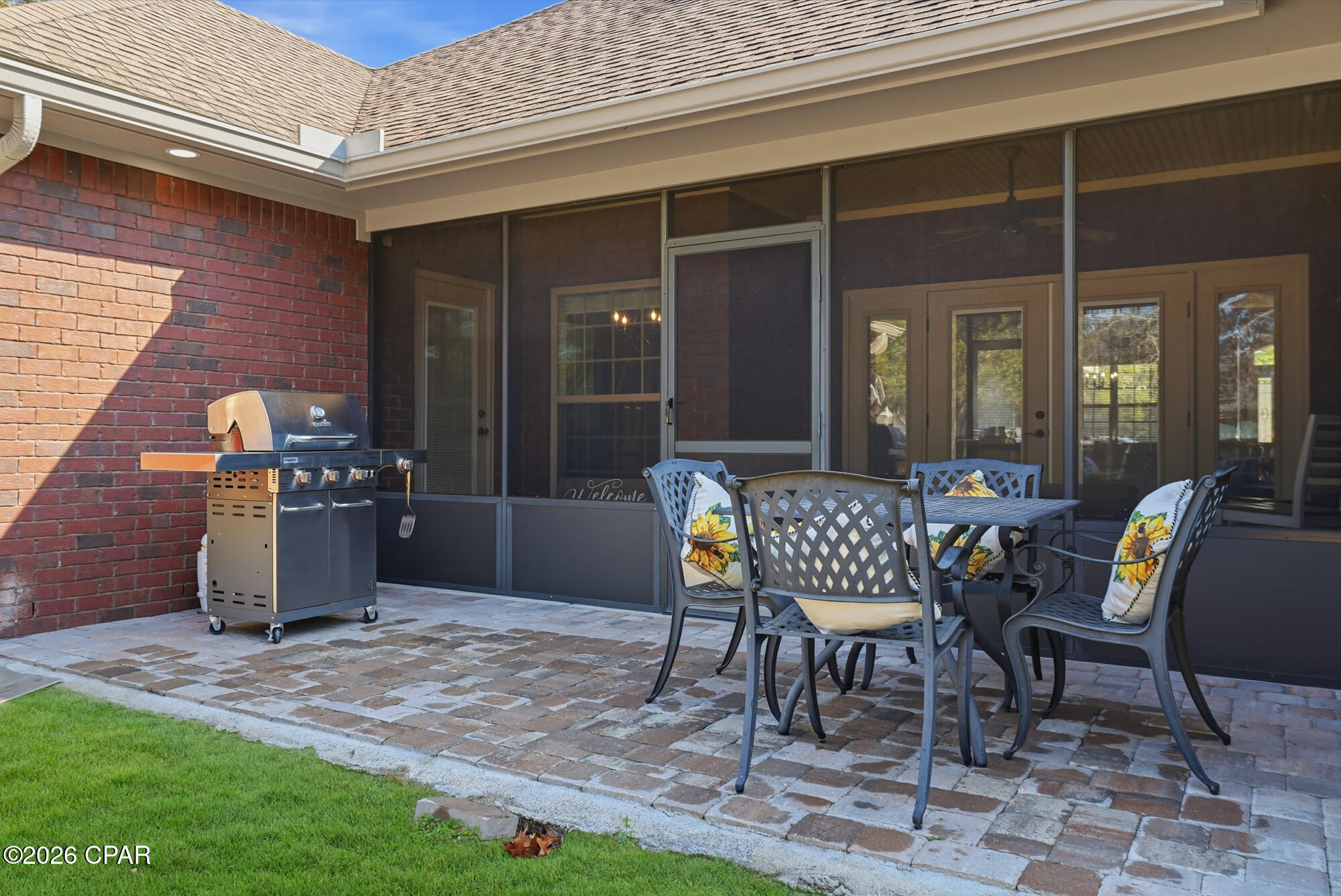 Listing photo id 25 for 12805 Merial Green Way