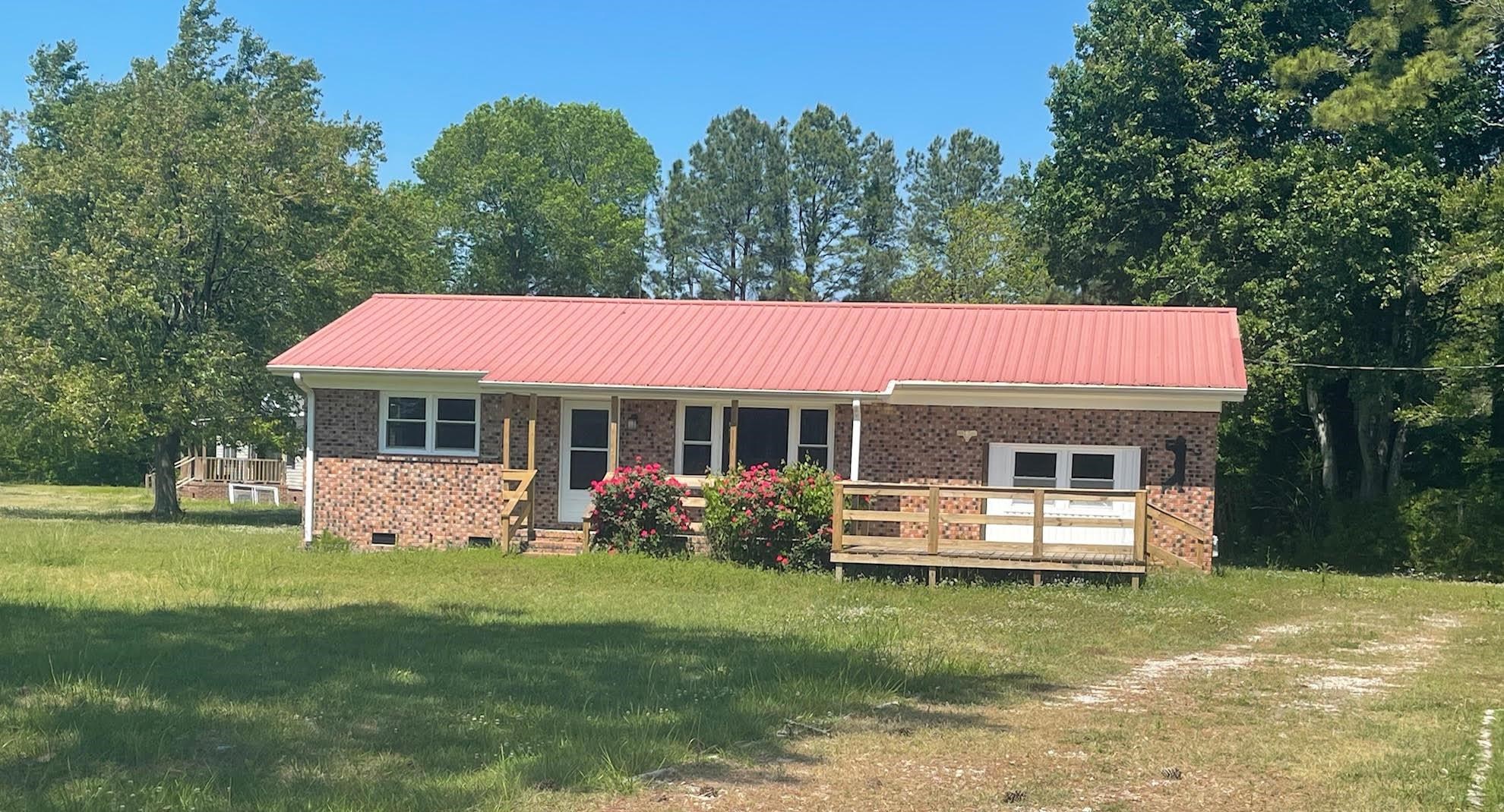 490 Circle M Rd. Longs, SC 29568
