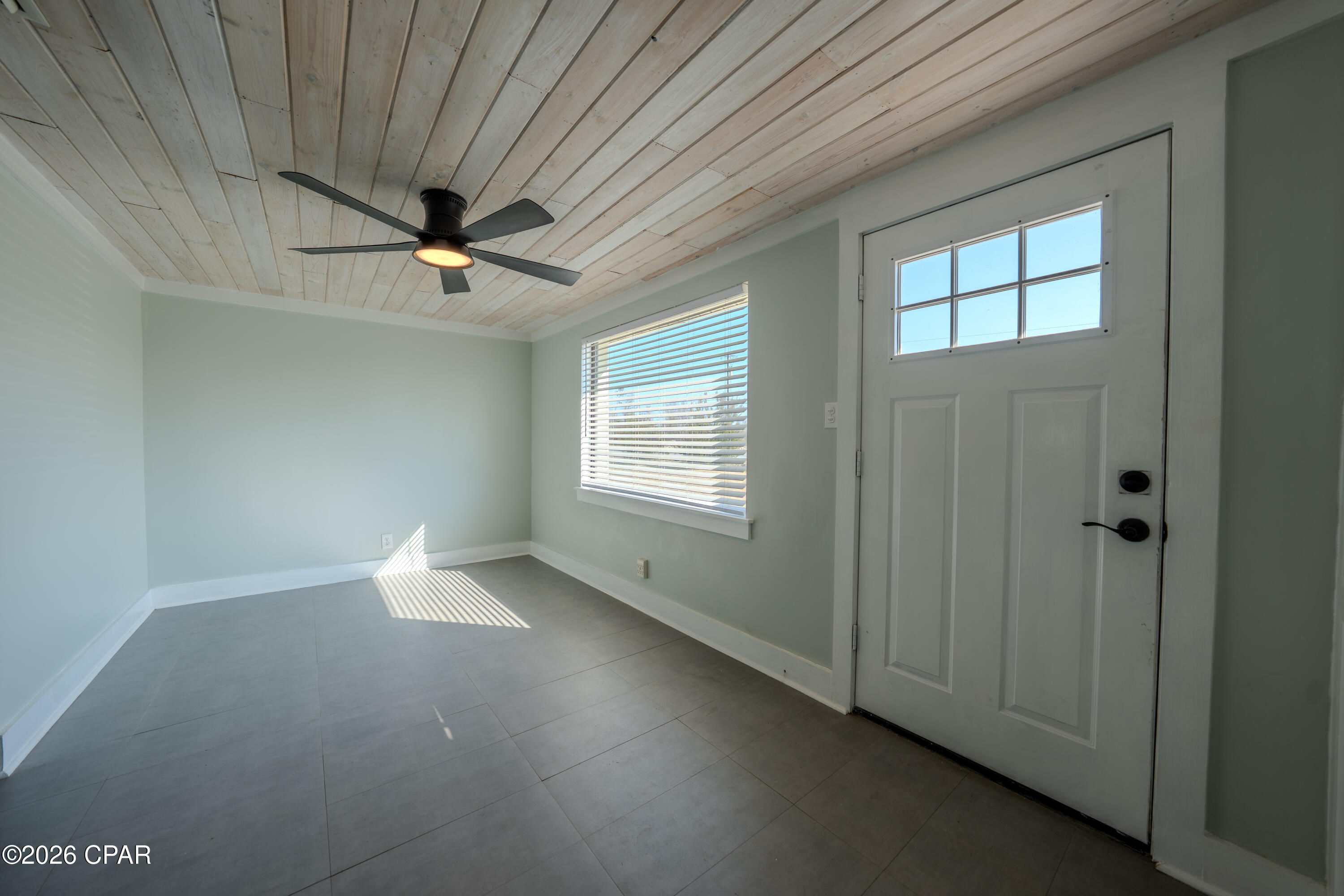 Image 12 For 7425 Resota Lane