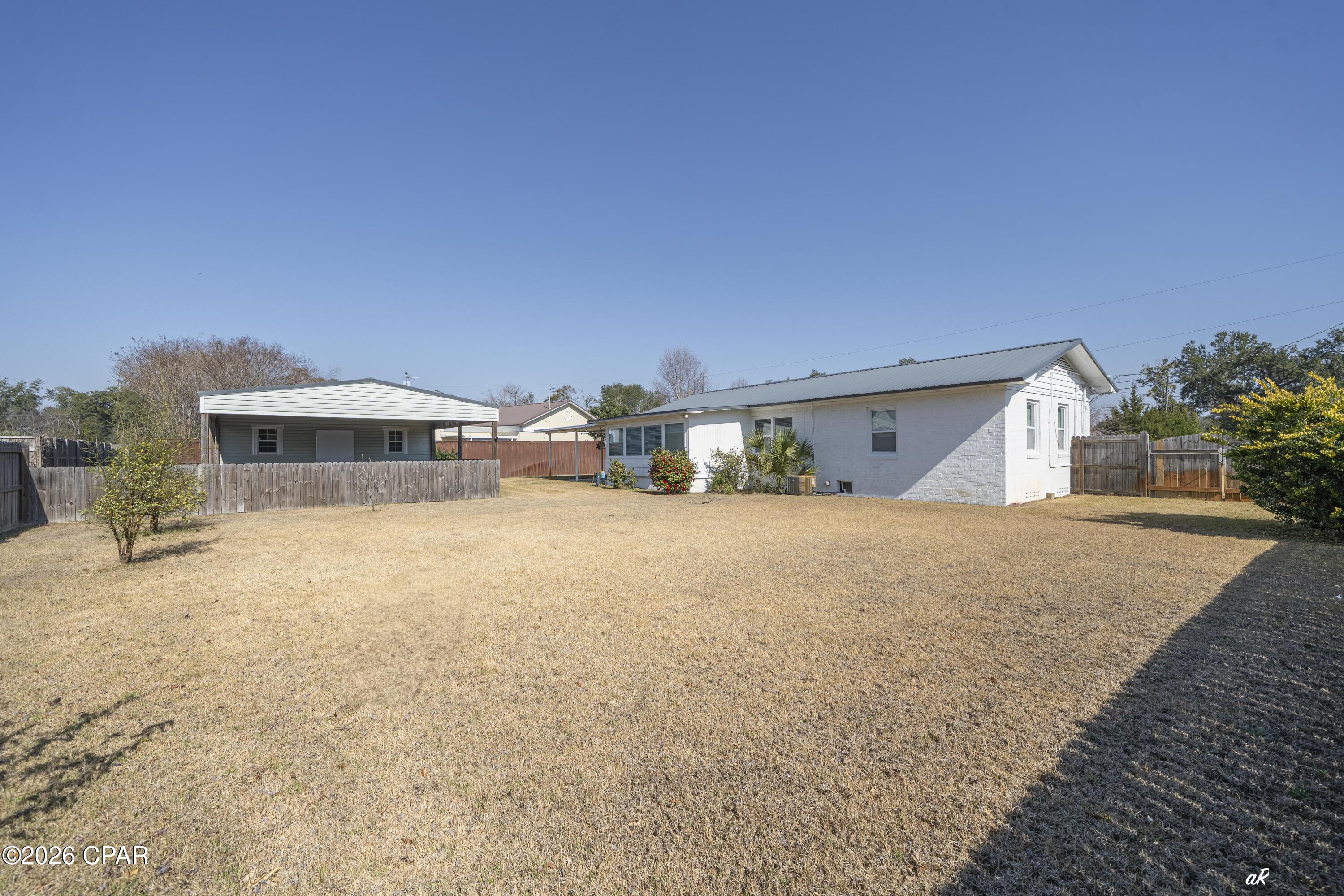 Image 3 For 203 Claire Drive