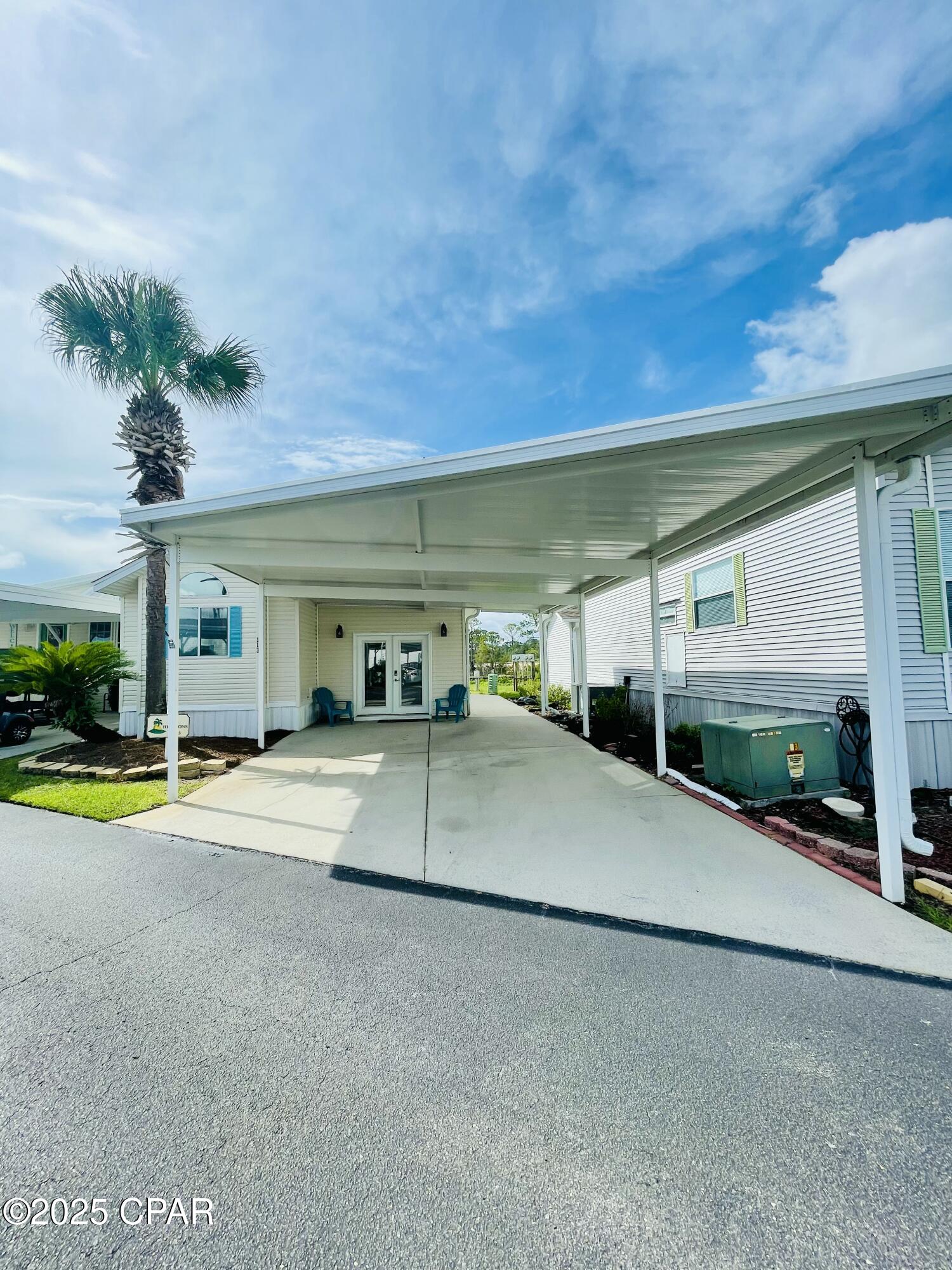 Image 2 For 1219 Thomas  113