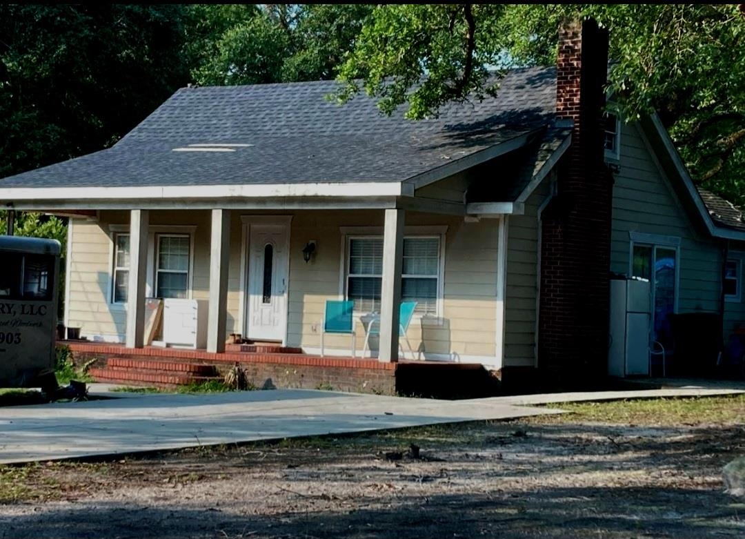 415 Live Oak St. Conway, SC 29526