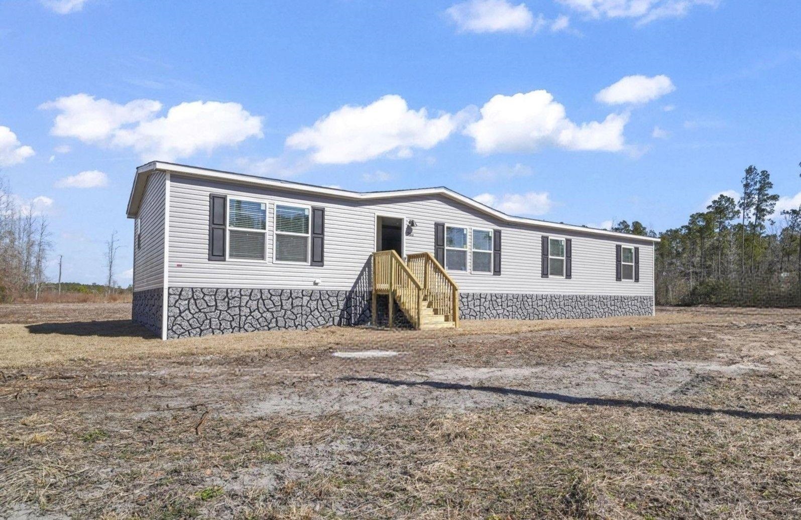 7310 Bellaire Dr. Nichols, SC 29581