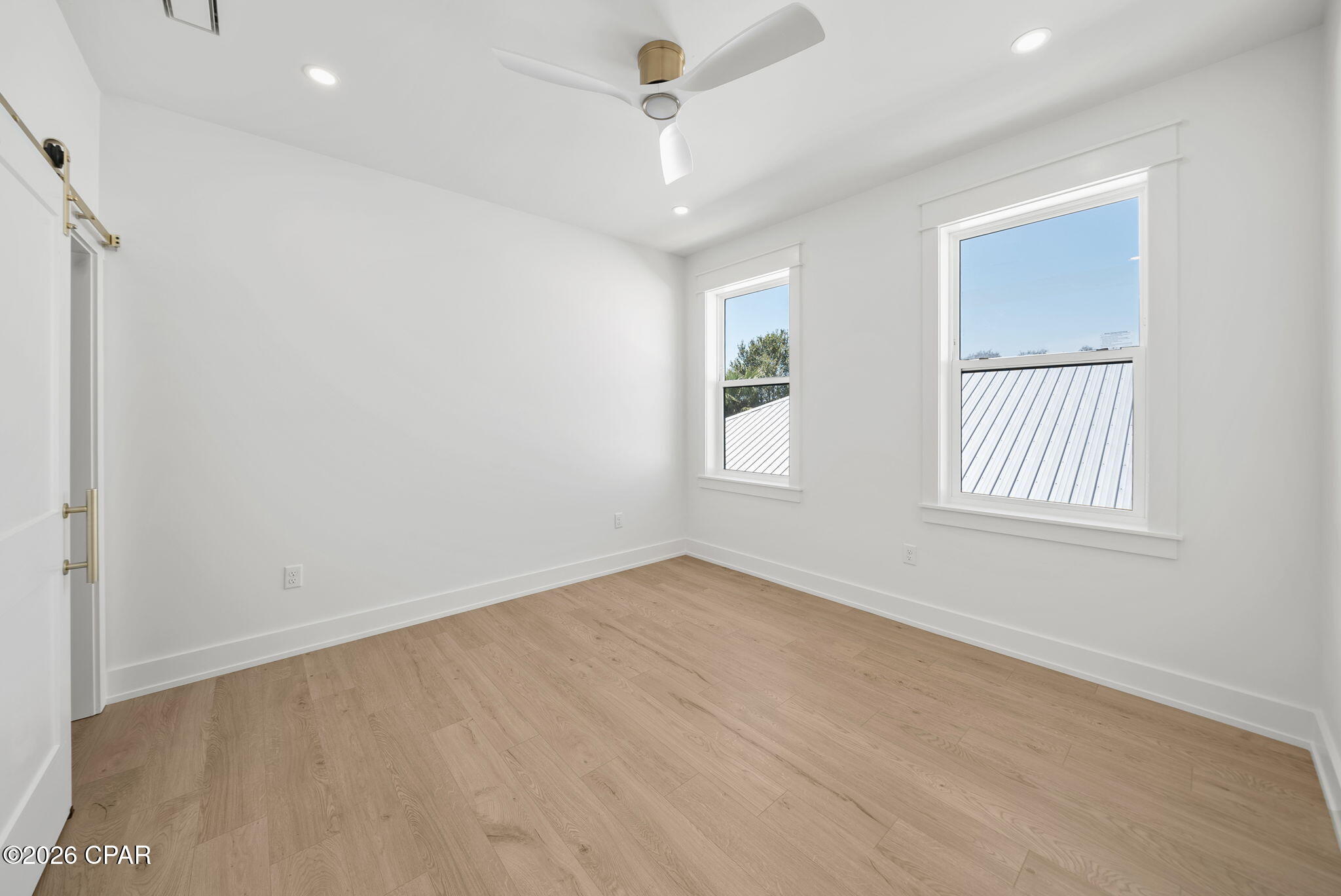 Image 32 For 21701 Marlin Avenue
