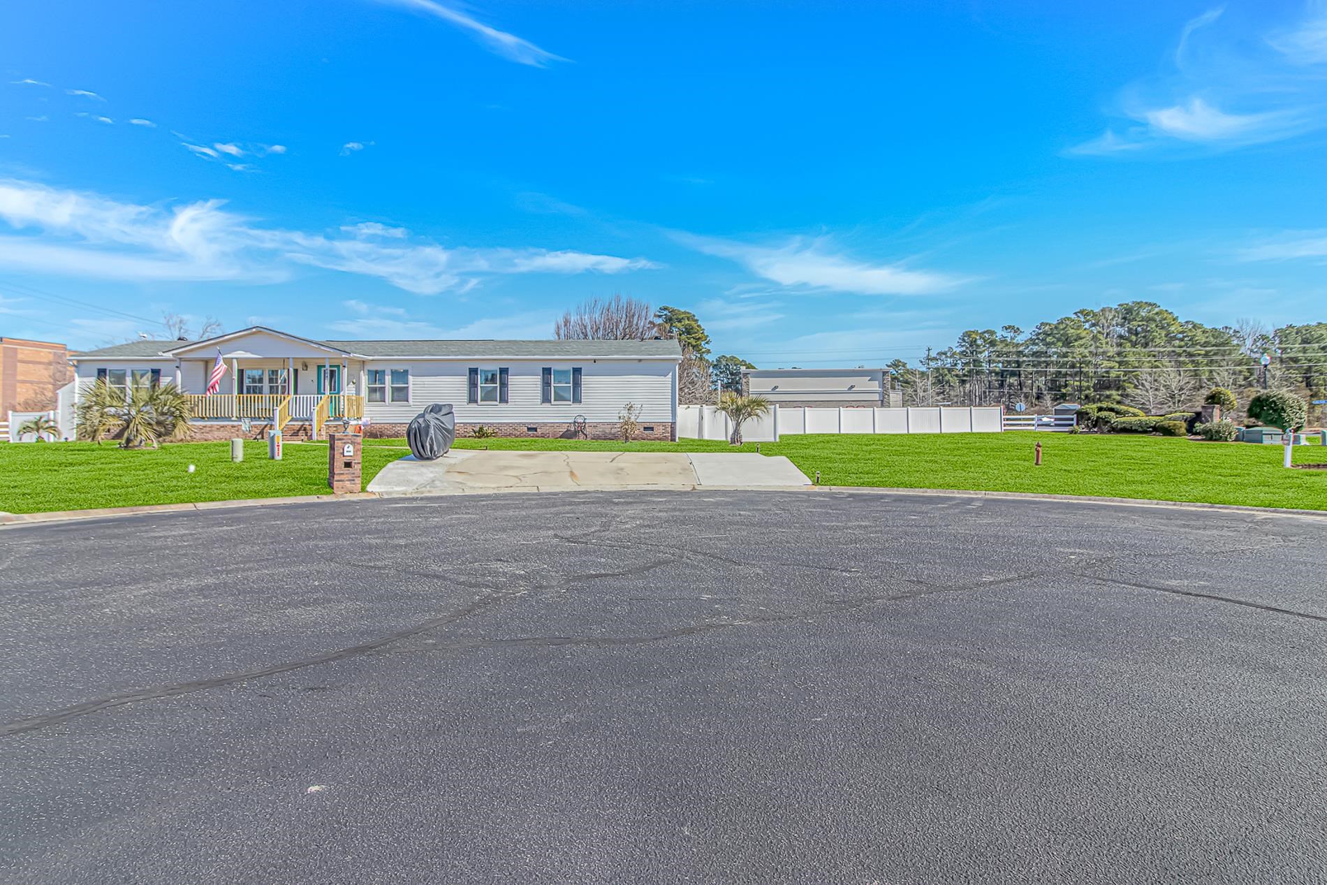 6043 East West Way Myrtle Beach, SC 29588