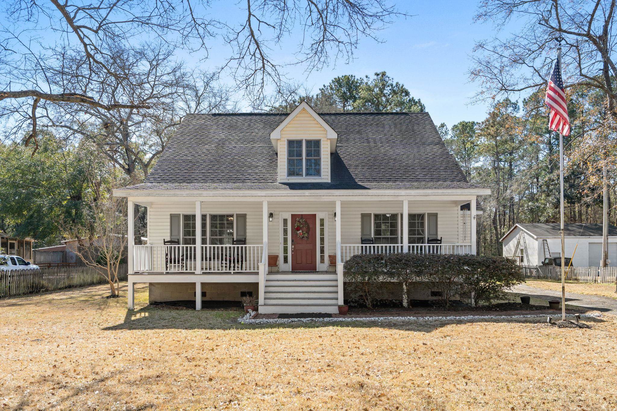 5113 Pee Dee Ln. Murrells Inlet, SC 29576