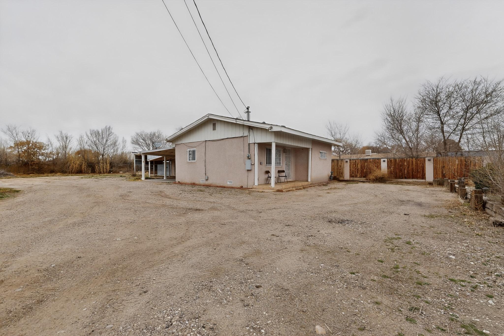 9909 4th Street, Albuquerque NM 87114