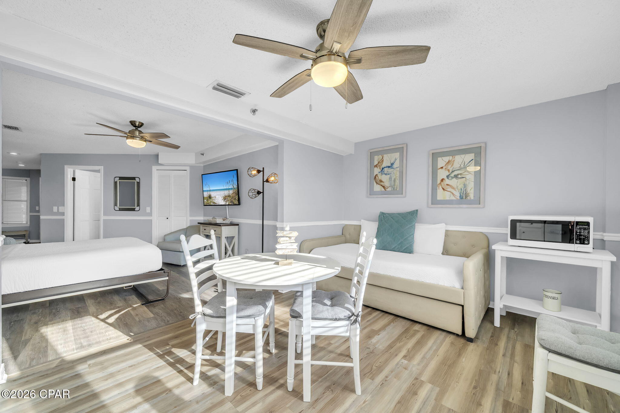 Image 15 For 8730 Thomas Drive 1203c