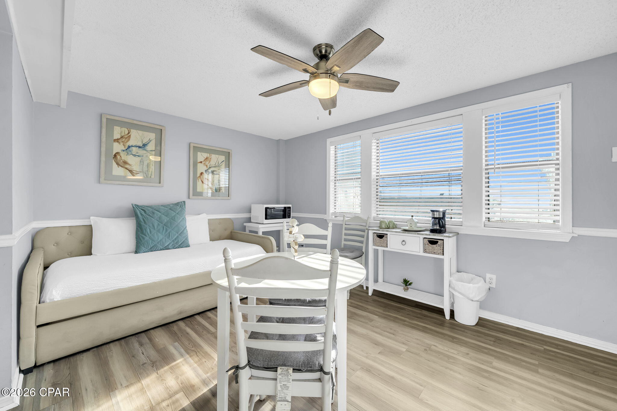 Image 8 For 8730 Thomas Drive 1203c