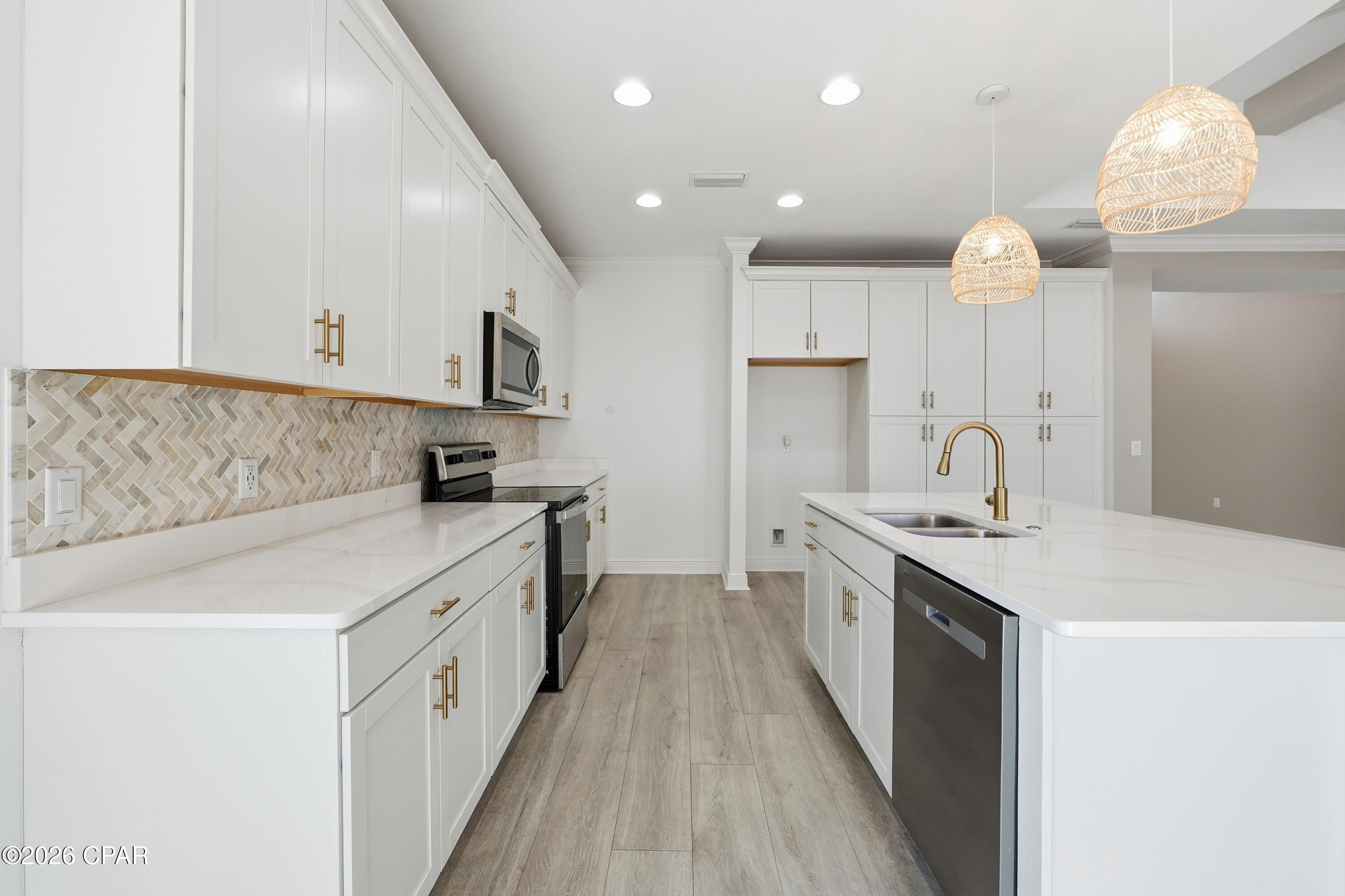 Image 11 For 8424 Landshark Boulevard