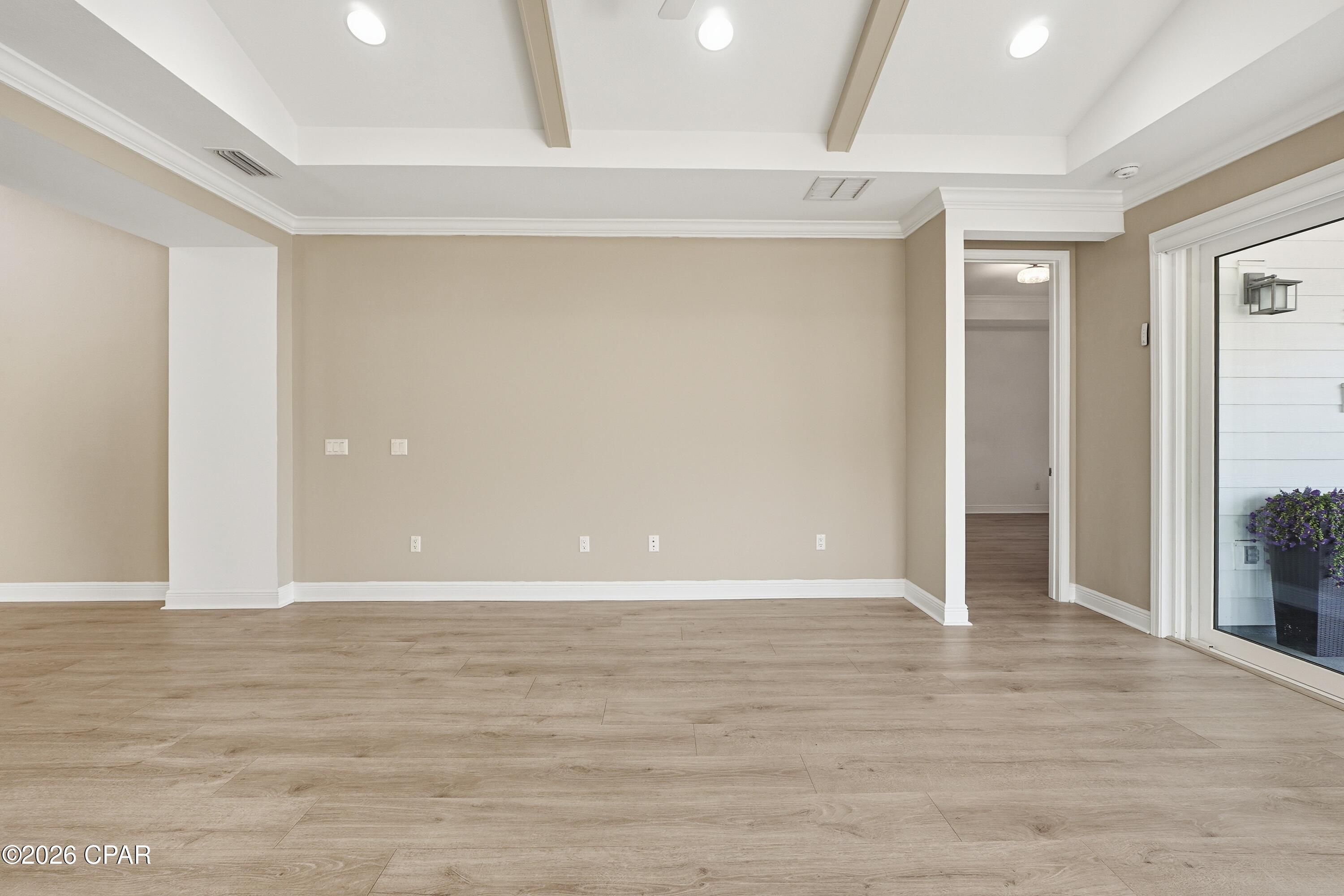 Image 19 For 8424 Landshark Boulevard