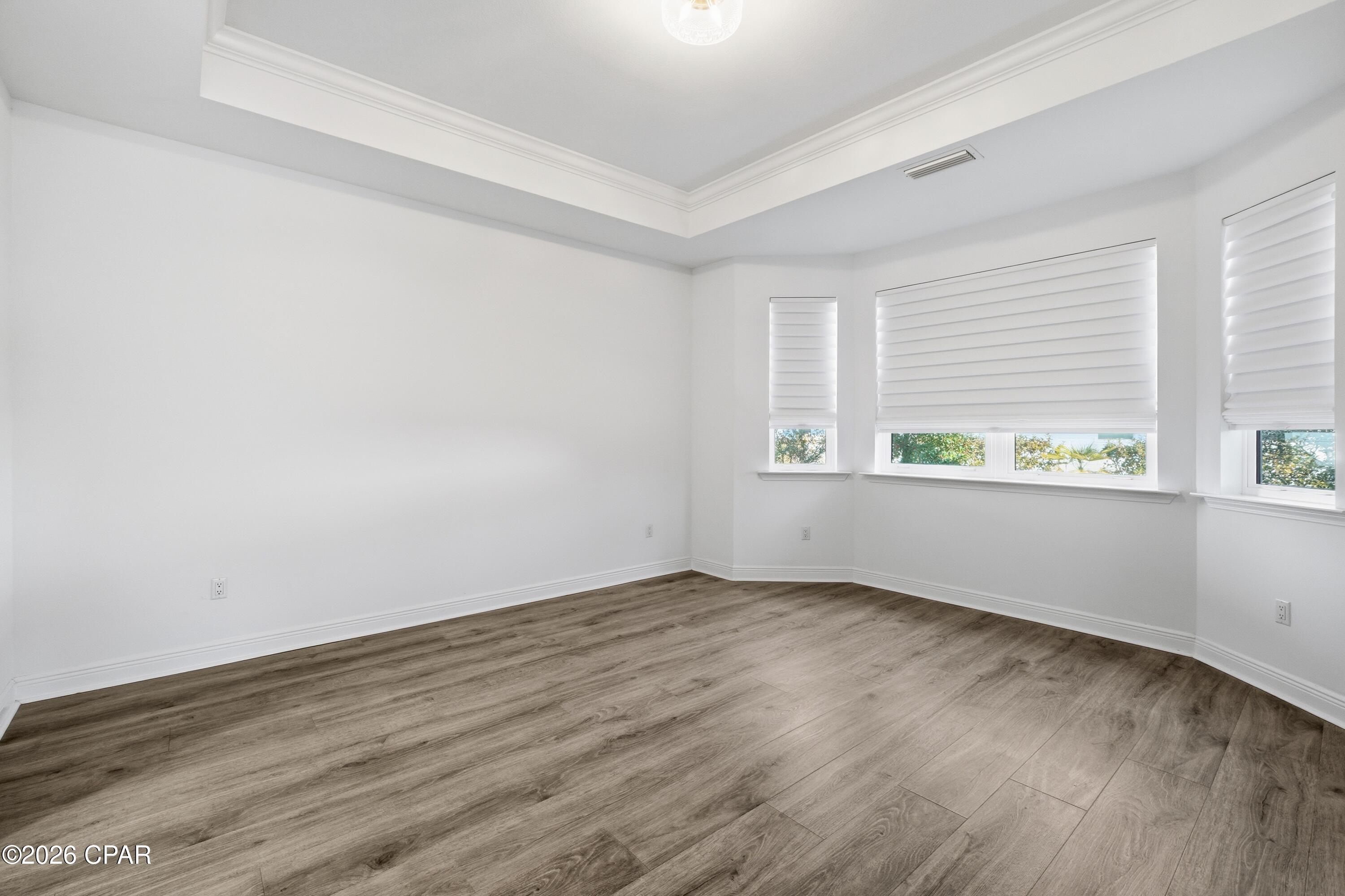 Image 25 For 8424 Landshark Boulevard