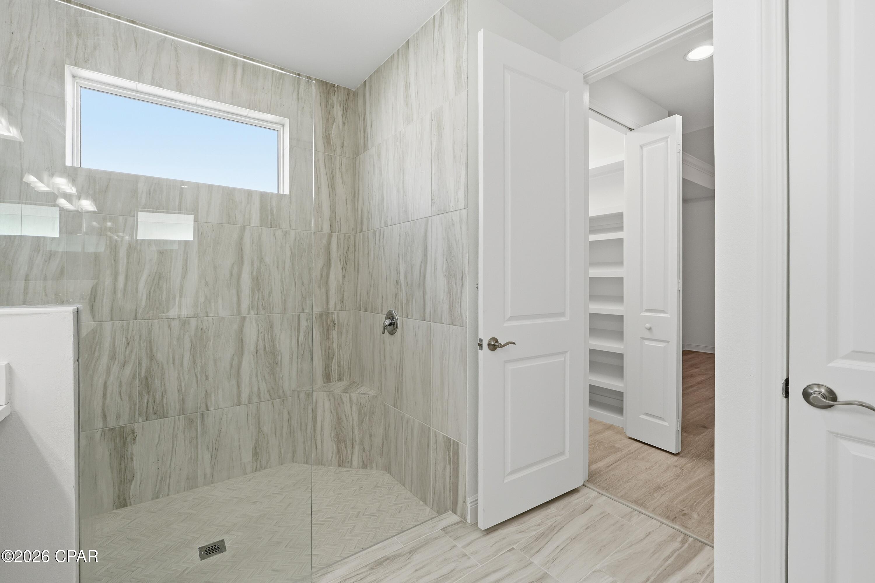 Image 31 For 8424 Landshark Boulevard