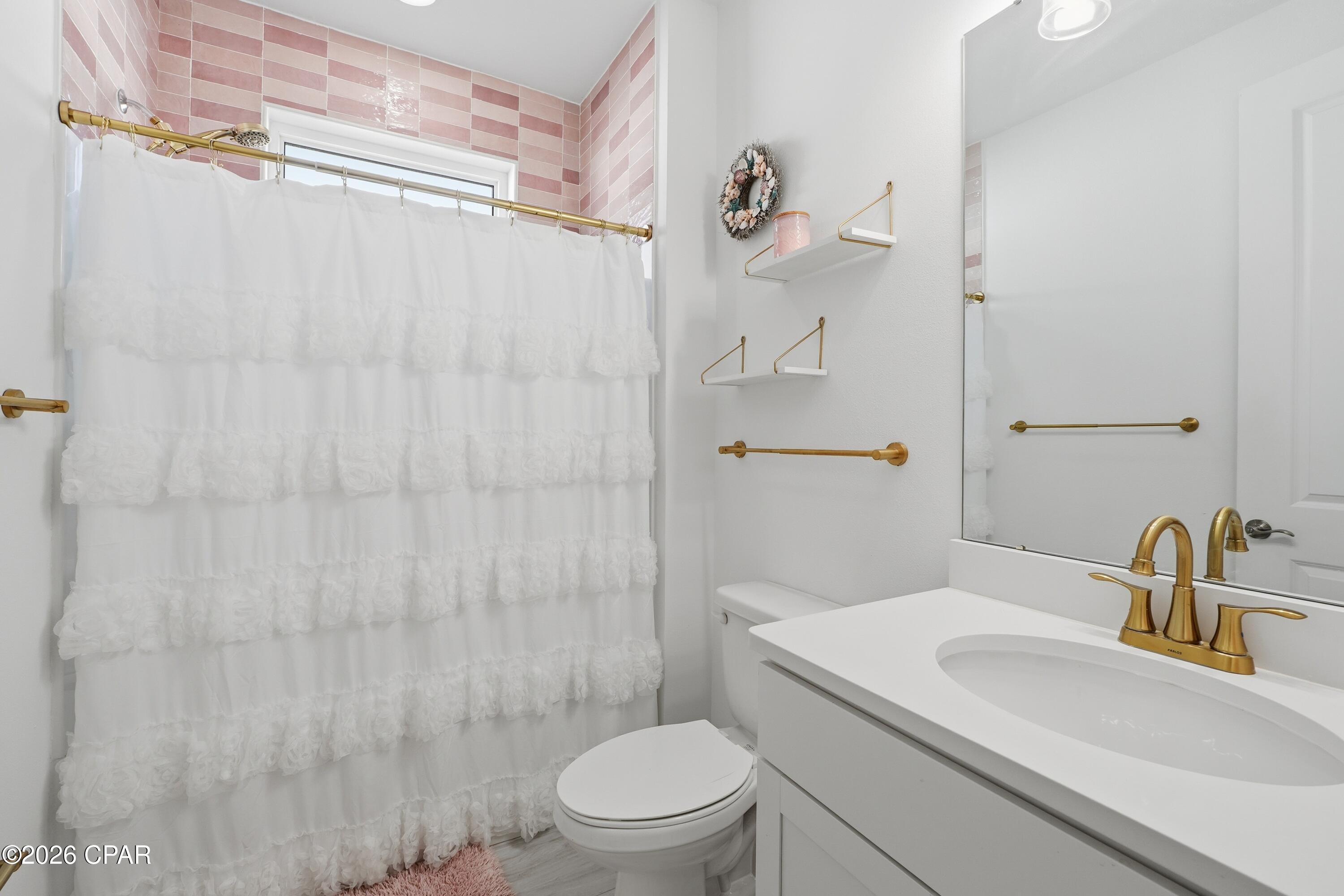 Image 35 For 8424 Landshark Boulevard