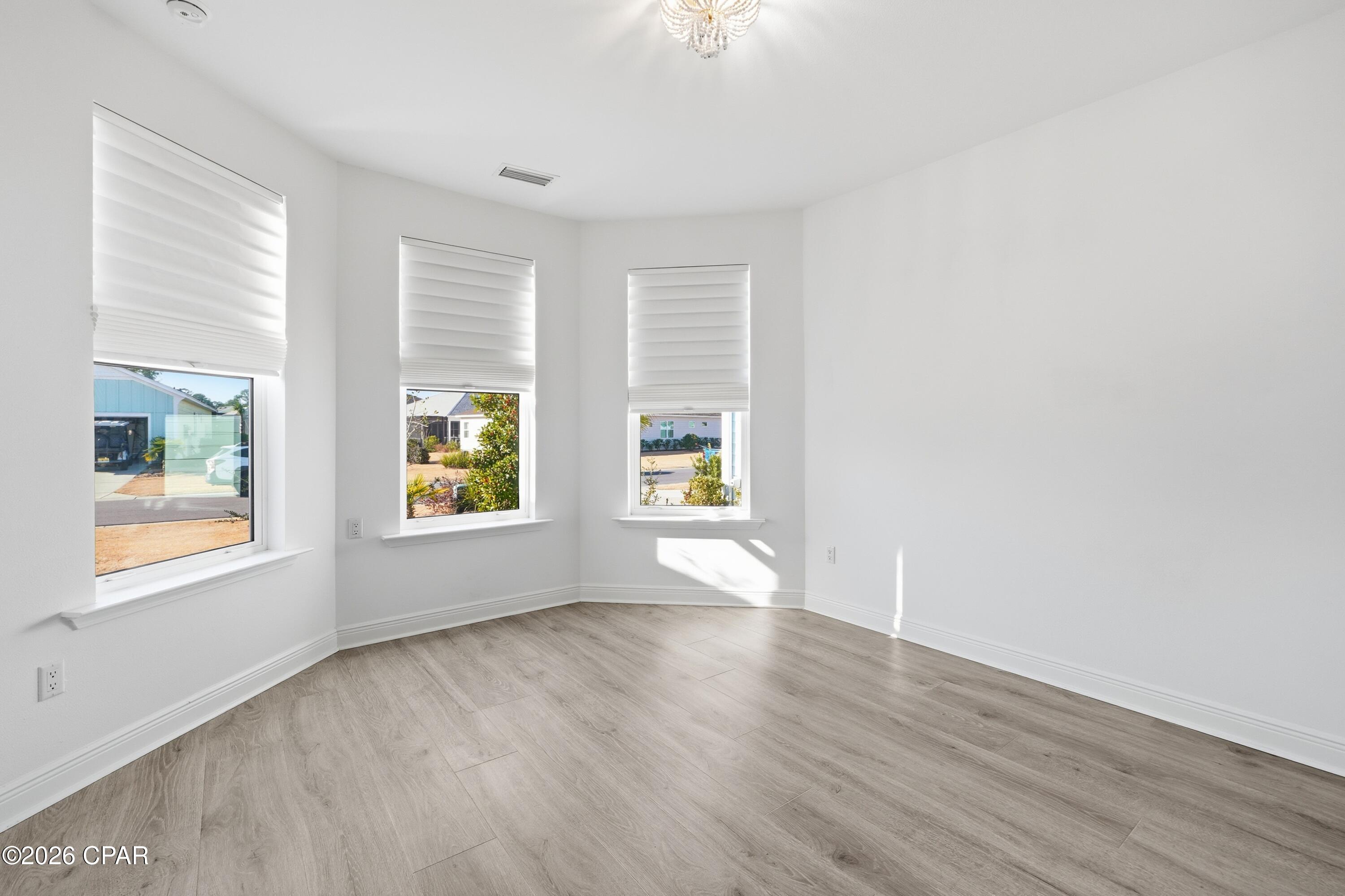 Image 36 For 8424 Landshark Boulevard