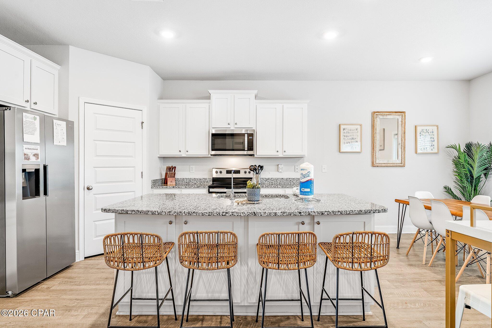 Image 20 For 125 Sandyshore Court