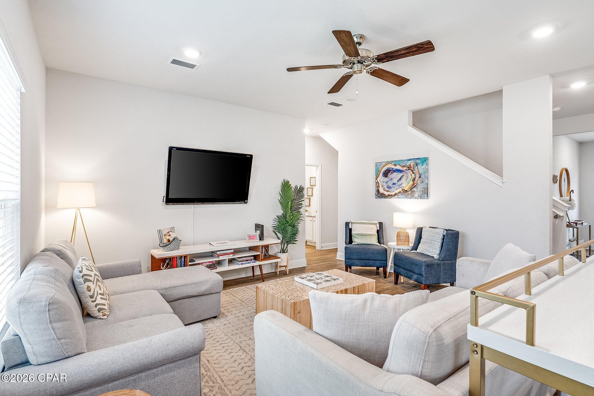 Image 27 For 125 Sandyshore Court