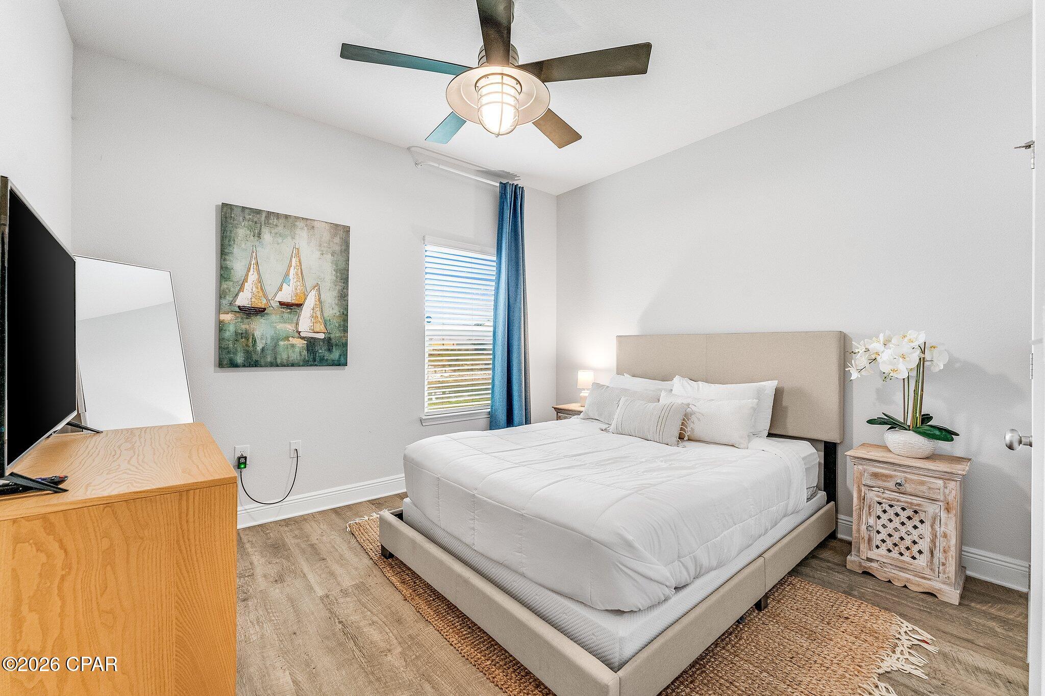 Image 29 For 125 Sandyshore Court