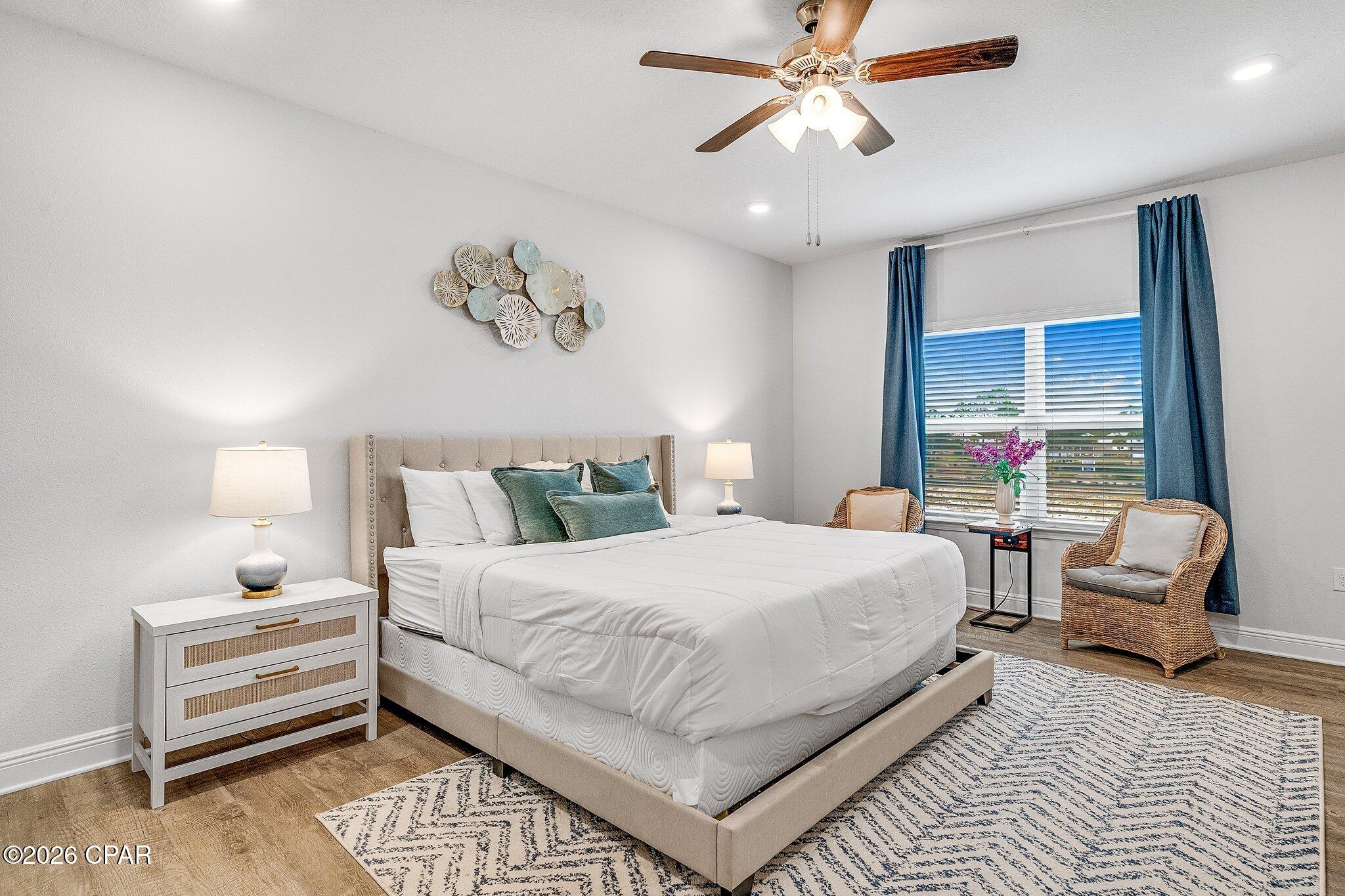 Image 34 For 125 Sandyshore Court