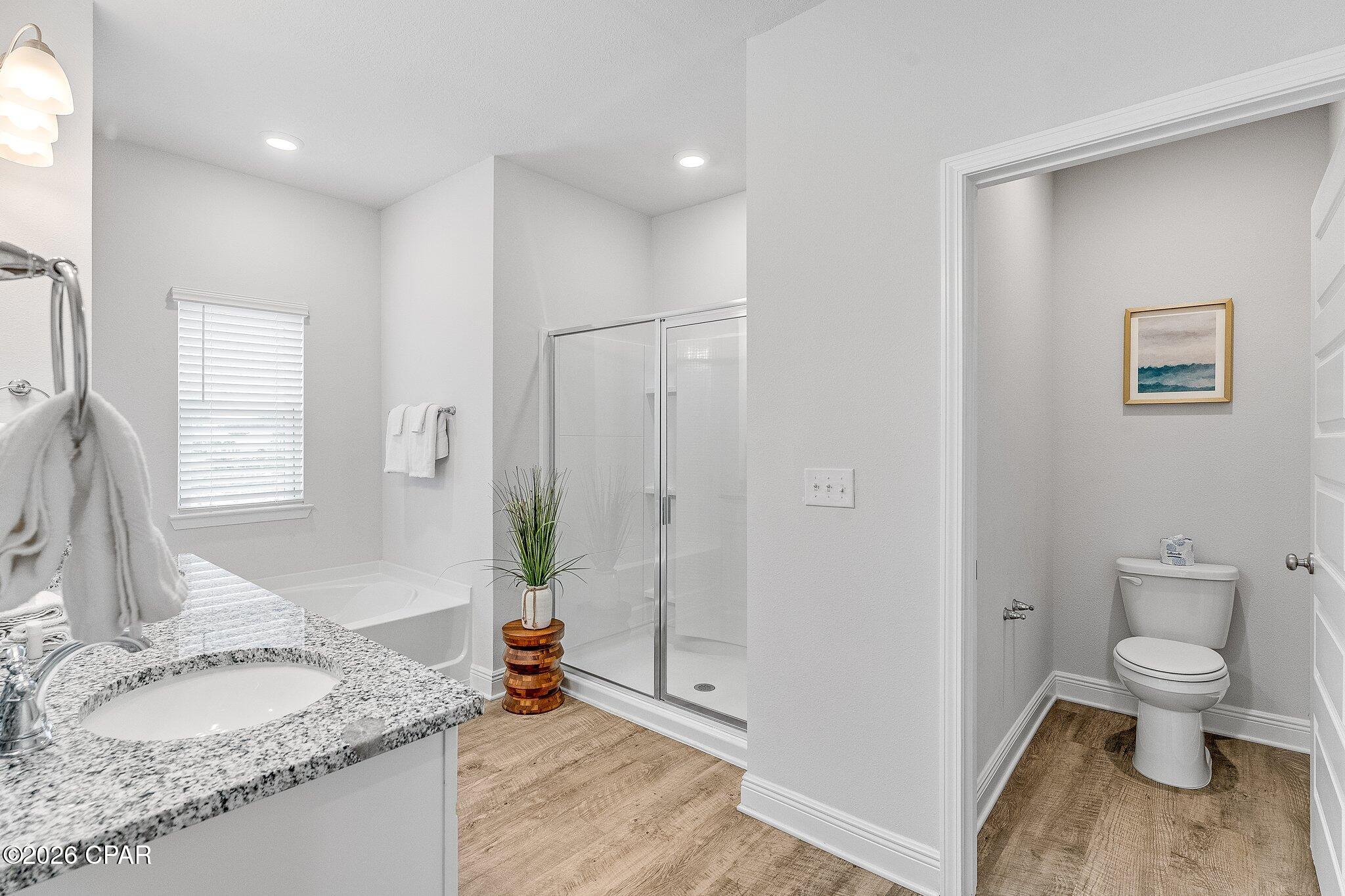 Image 36 For 125 Sandyshore Court