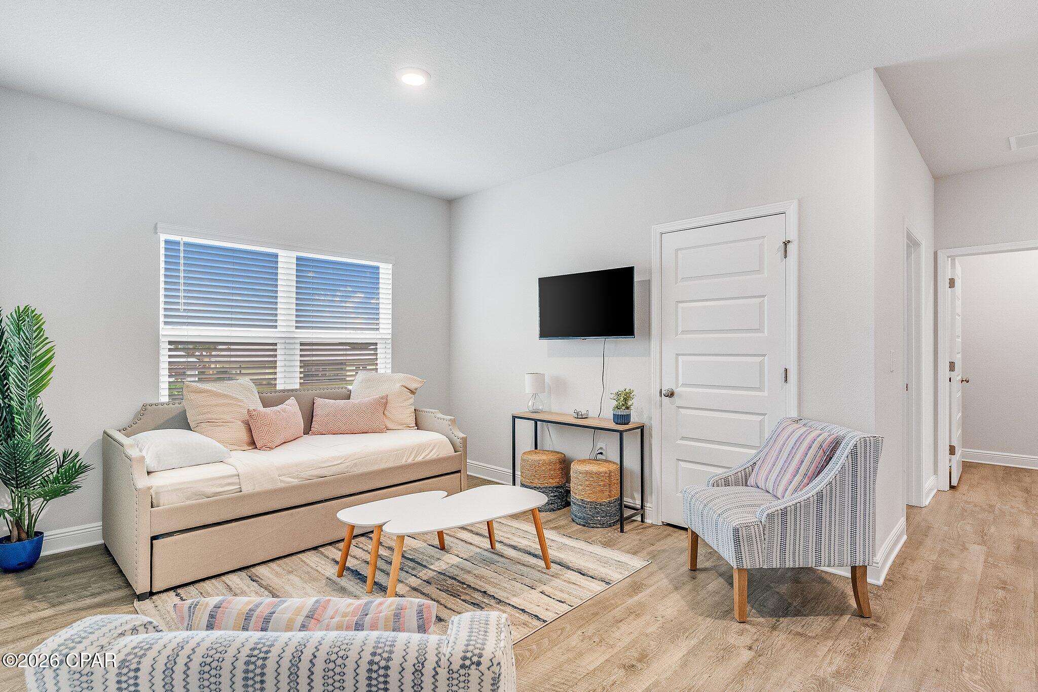 Image 43 For 125 Sandyshore Court